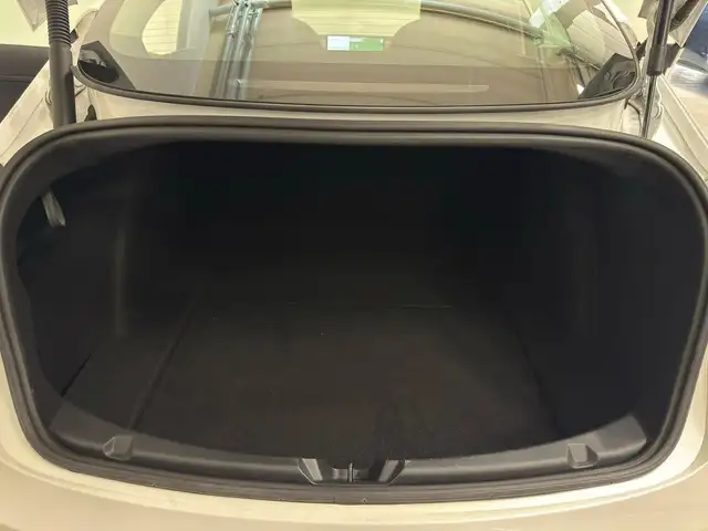 Tesla Model 3 view 13