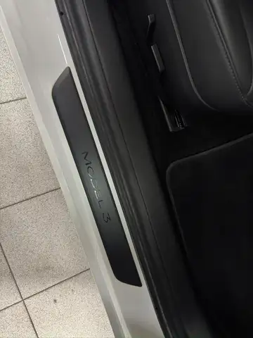 Tesla Model 3 view 10