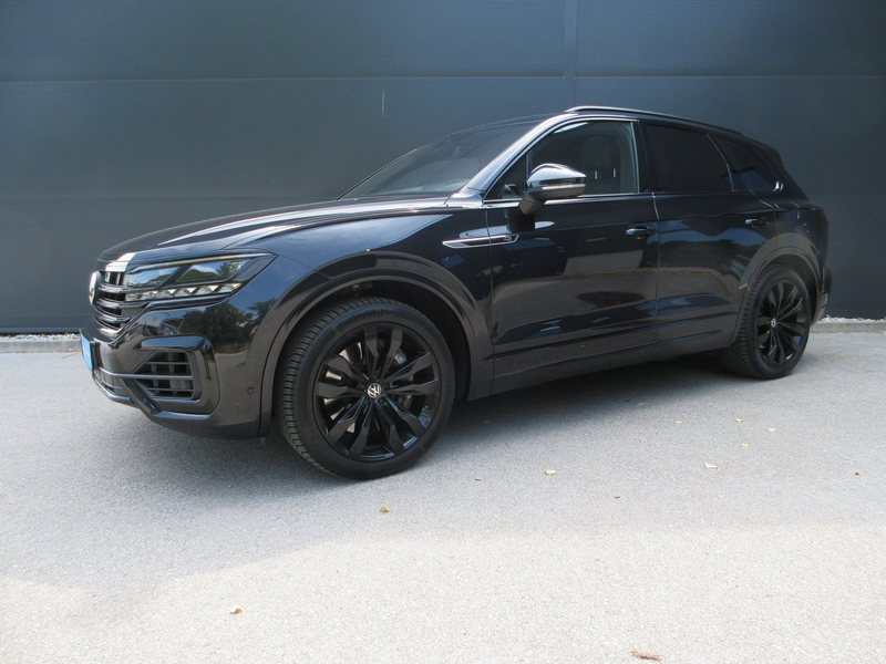 Volkswagen Touareg R eHybrid 4MOTION — photo 3