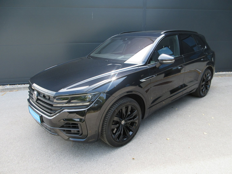 Volkswagen Touareg R eHybrid 4MOTION — photo 2