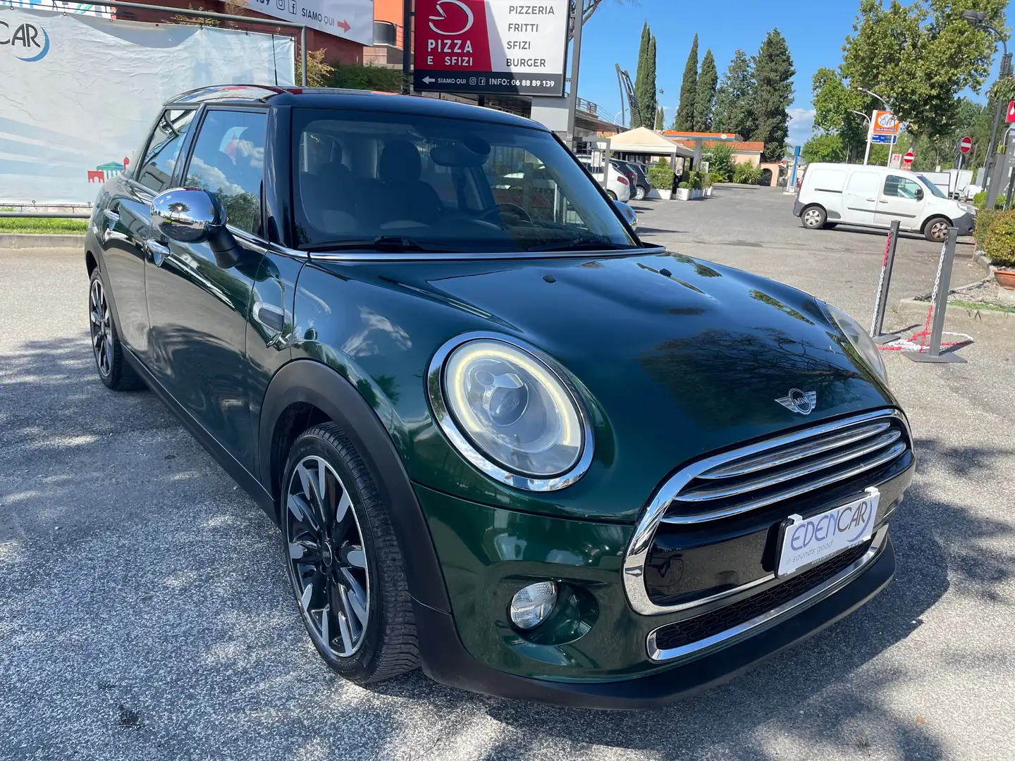 MINI Cooper D 5 porte auto Business Зелёный - 1
