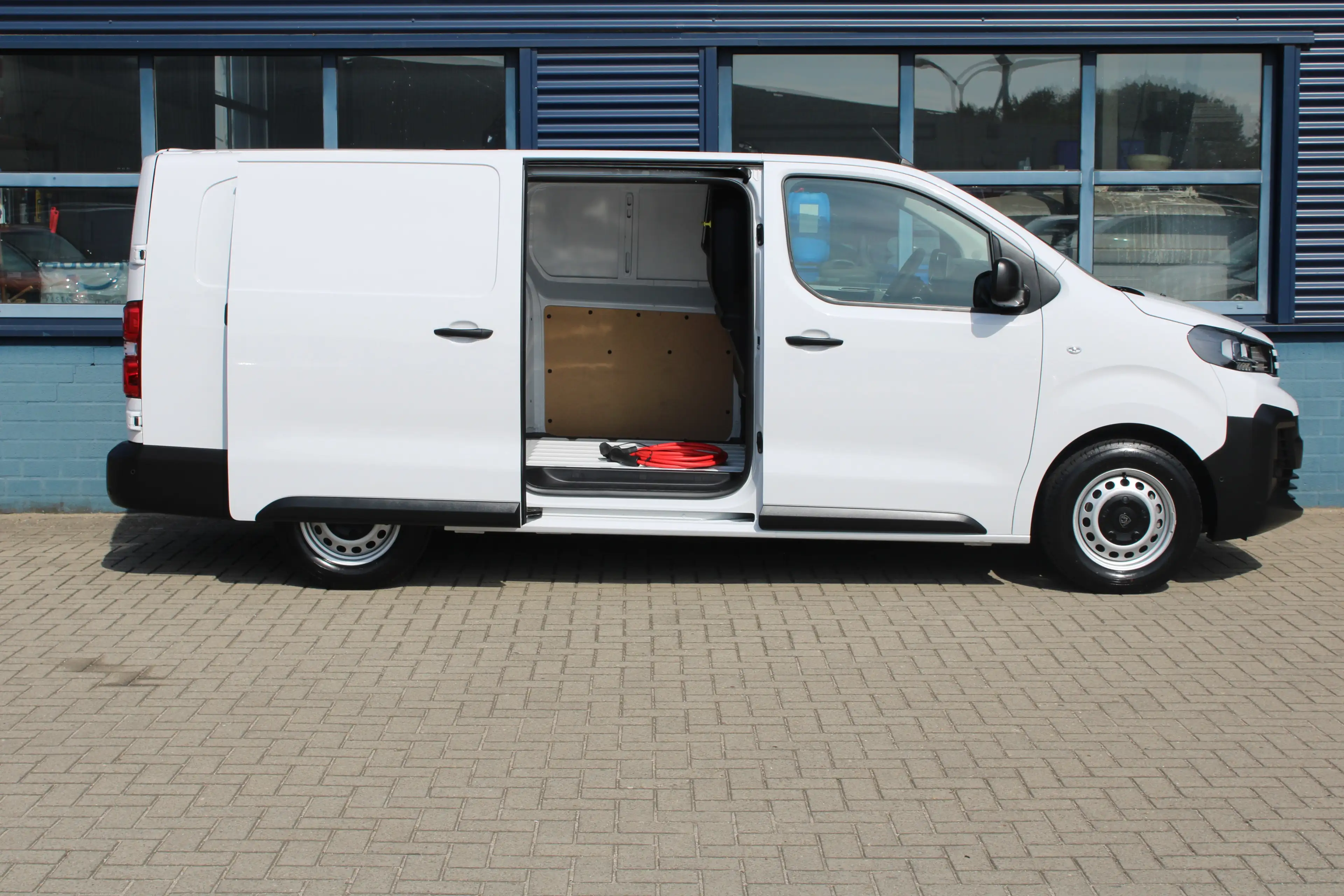 Peugeot e-Expert L3 75 kWh | 8 JAAR GARANTIE | CAMERA | NAVI | DRAA — photo 8