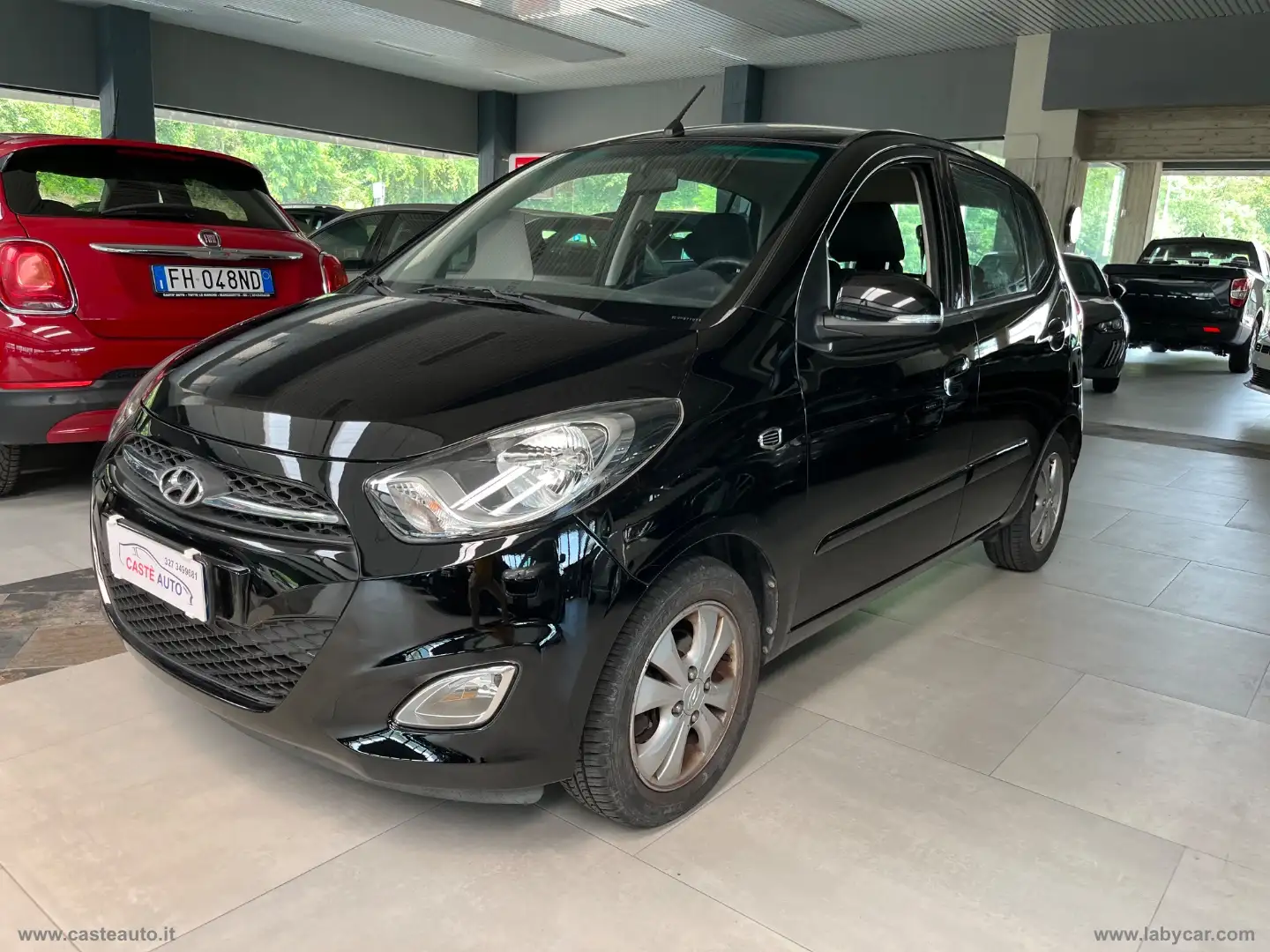 Hyundai i10 1.1 12V Comfort AUTOMATICA - 1