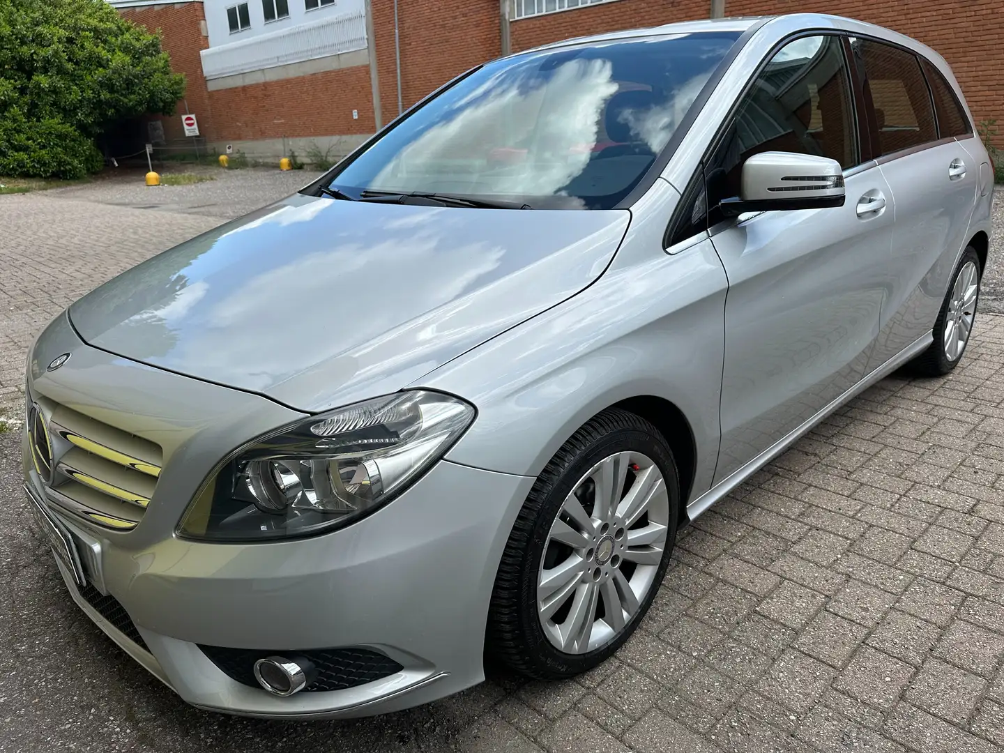 Mercedes-Benz B 180 B 180 cdi be Executive Grigio - 1