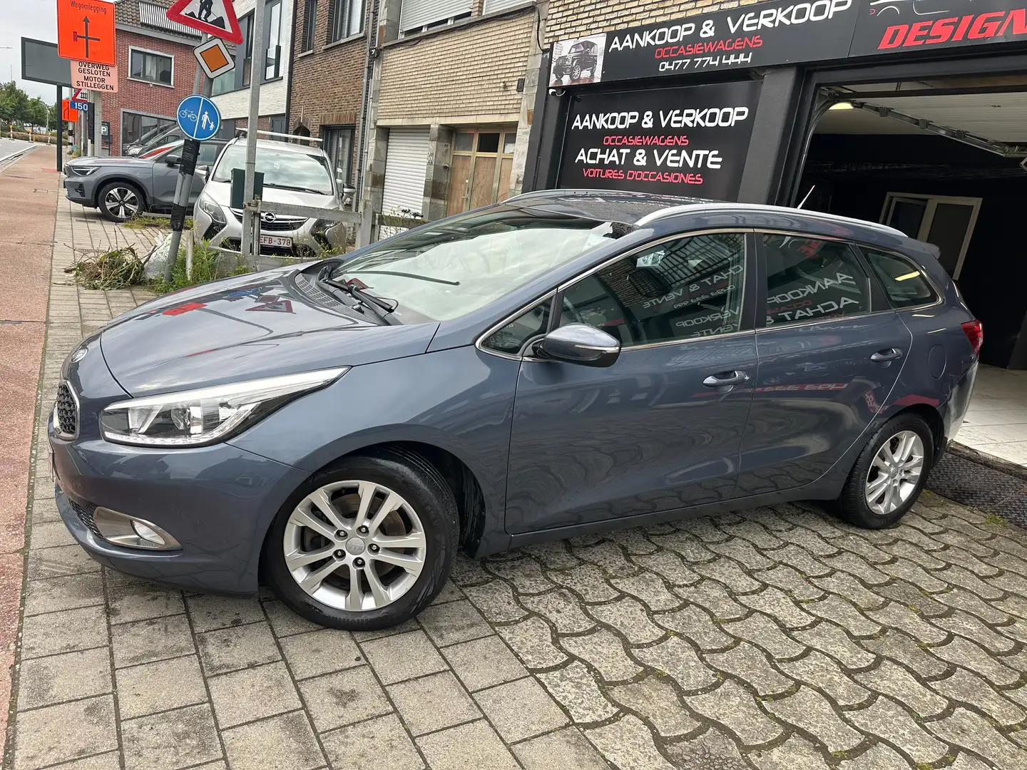 Kia Ceed SW / cee'd SW 1.6 CRDi Fusion Clim Jantes Alu*Nouvelle Embrayage Azul - 1