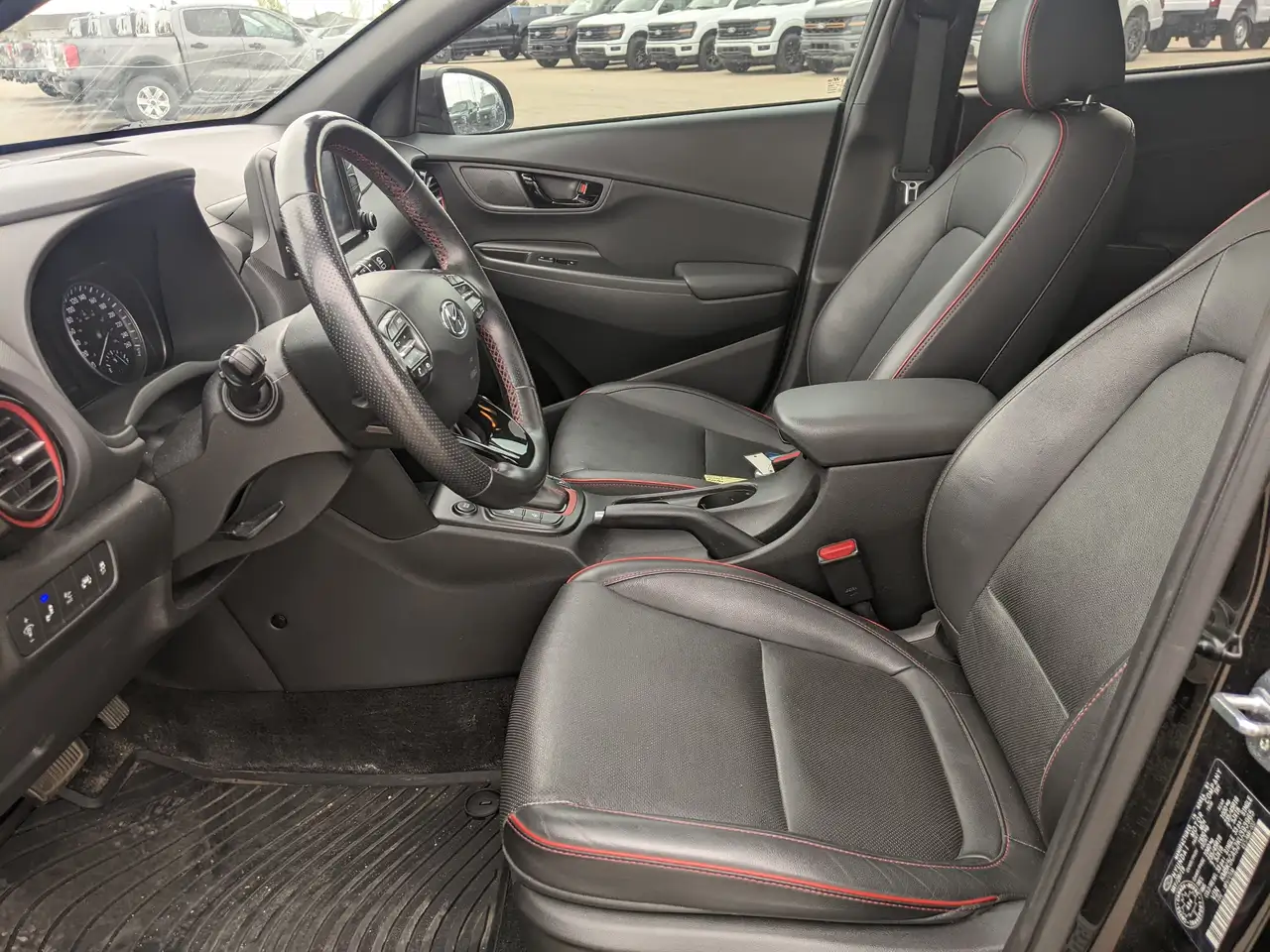 Hyundai KONA снимка Hyundai KONA