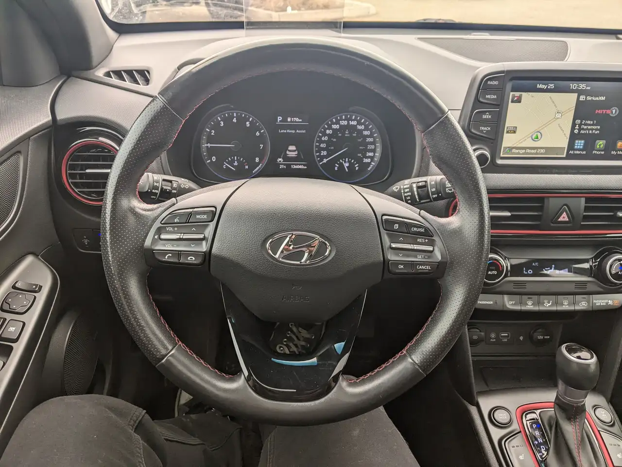 Hyundai KONA снимка Hyundai KONA
