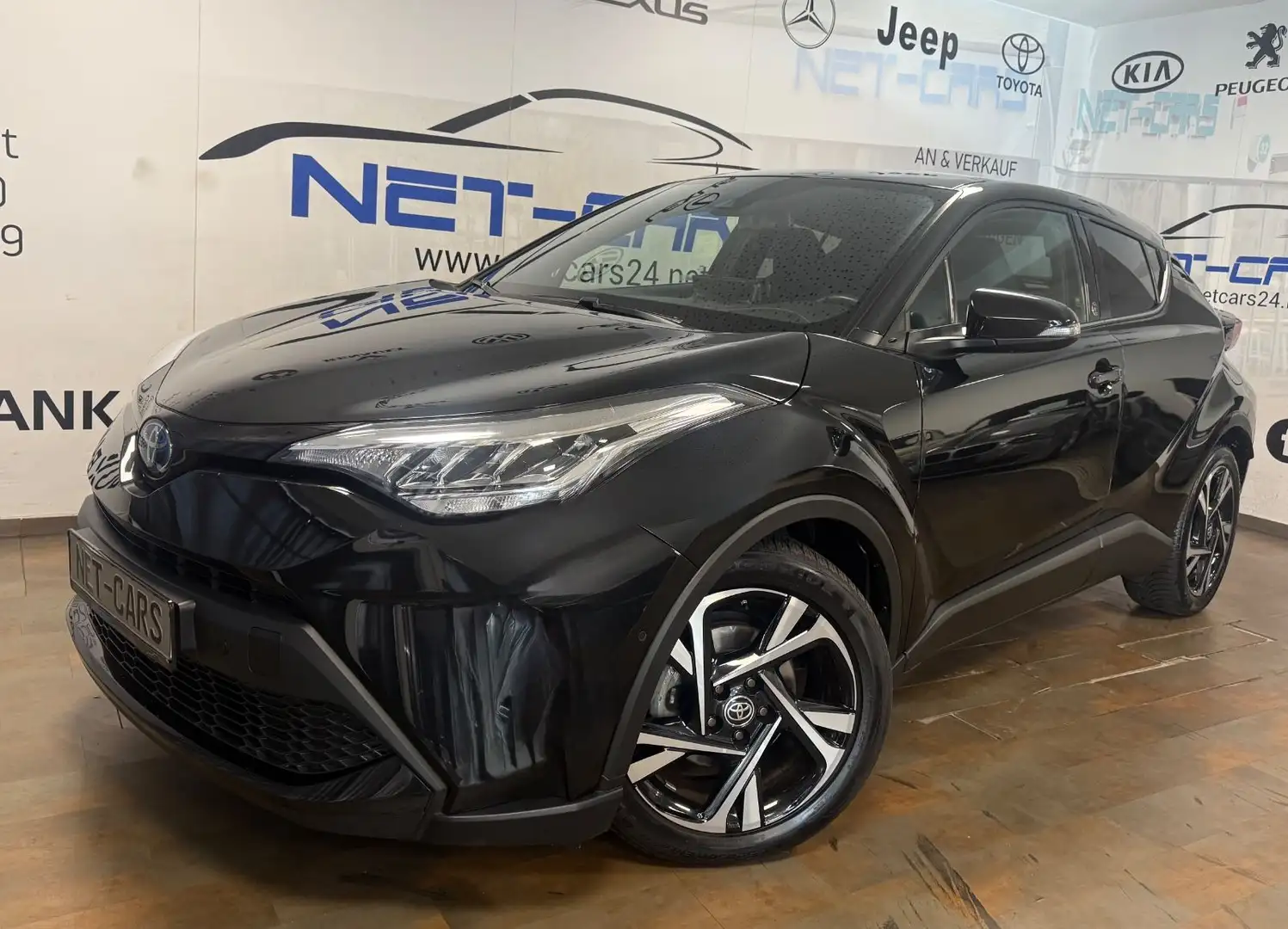 Toyota C-HR 1.8-l-VVTi Hybrid TEAM D*LED*NAVi+Kamera Noir - 1
