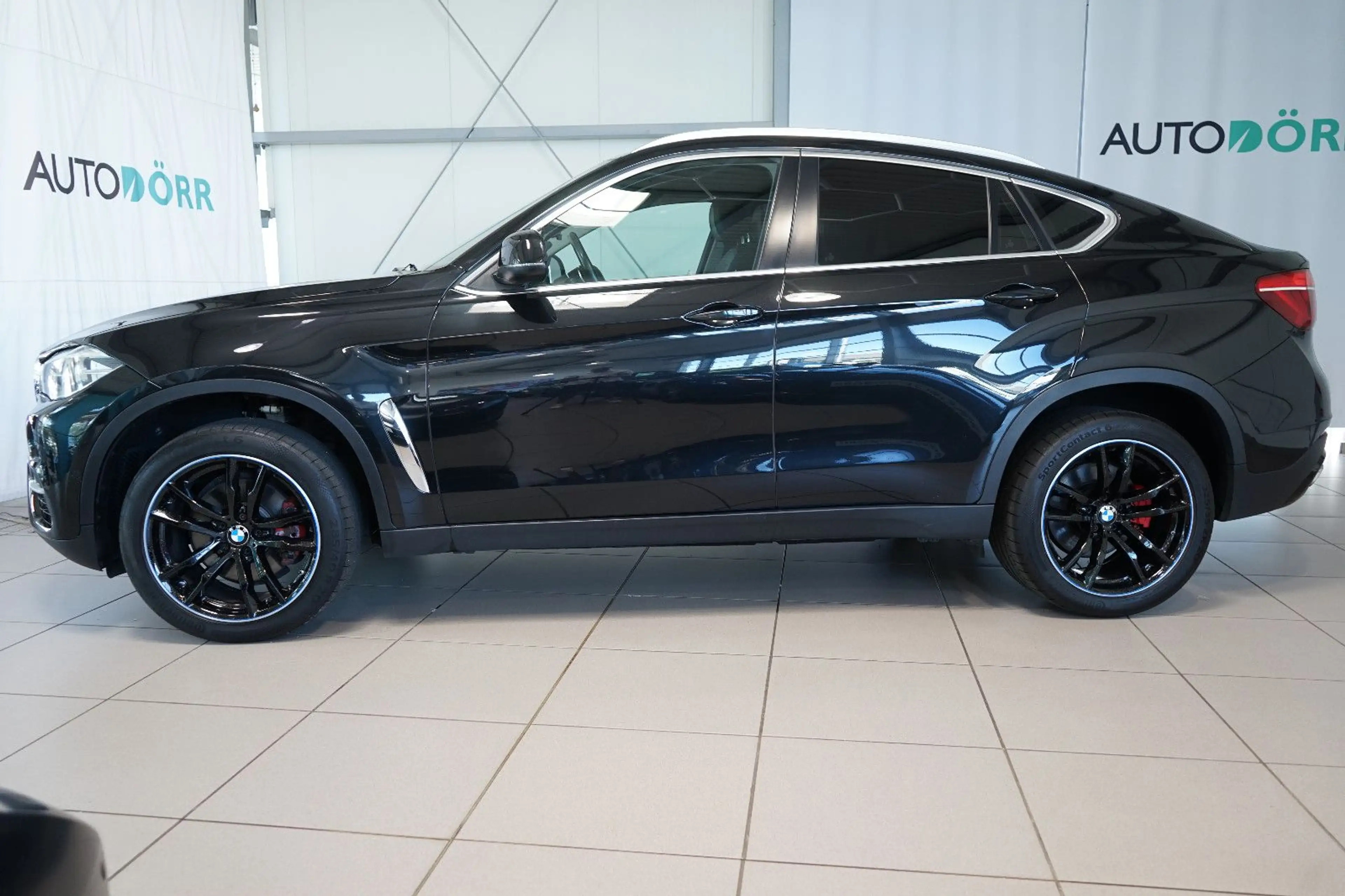 BMW X6 xDrive40d LED+AHK+HUD+Kamera+ACC+HiFi+Mwst. — photo 2
