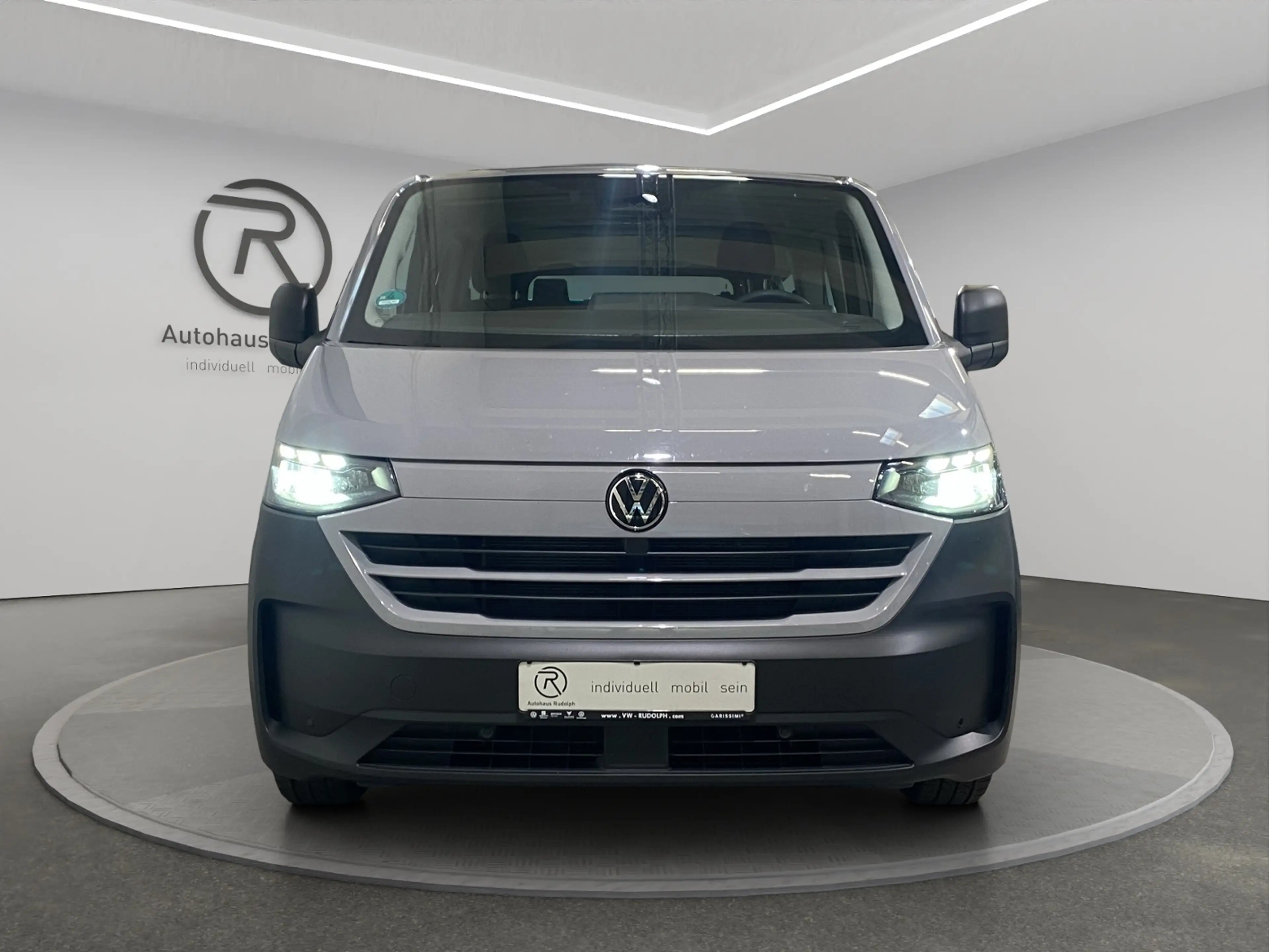 Volkswagen T7 Kombi T7 Transporter Kombi 2.0 TDI 8-Gang-Automatik Rad — photo 12