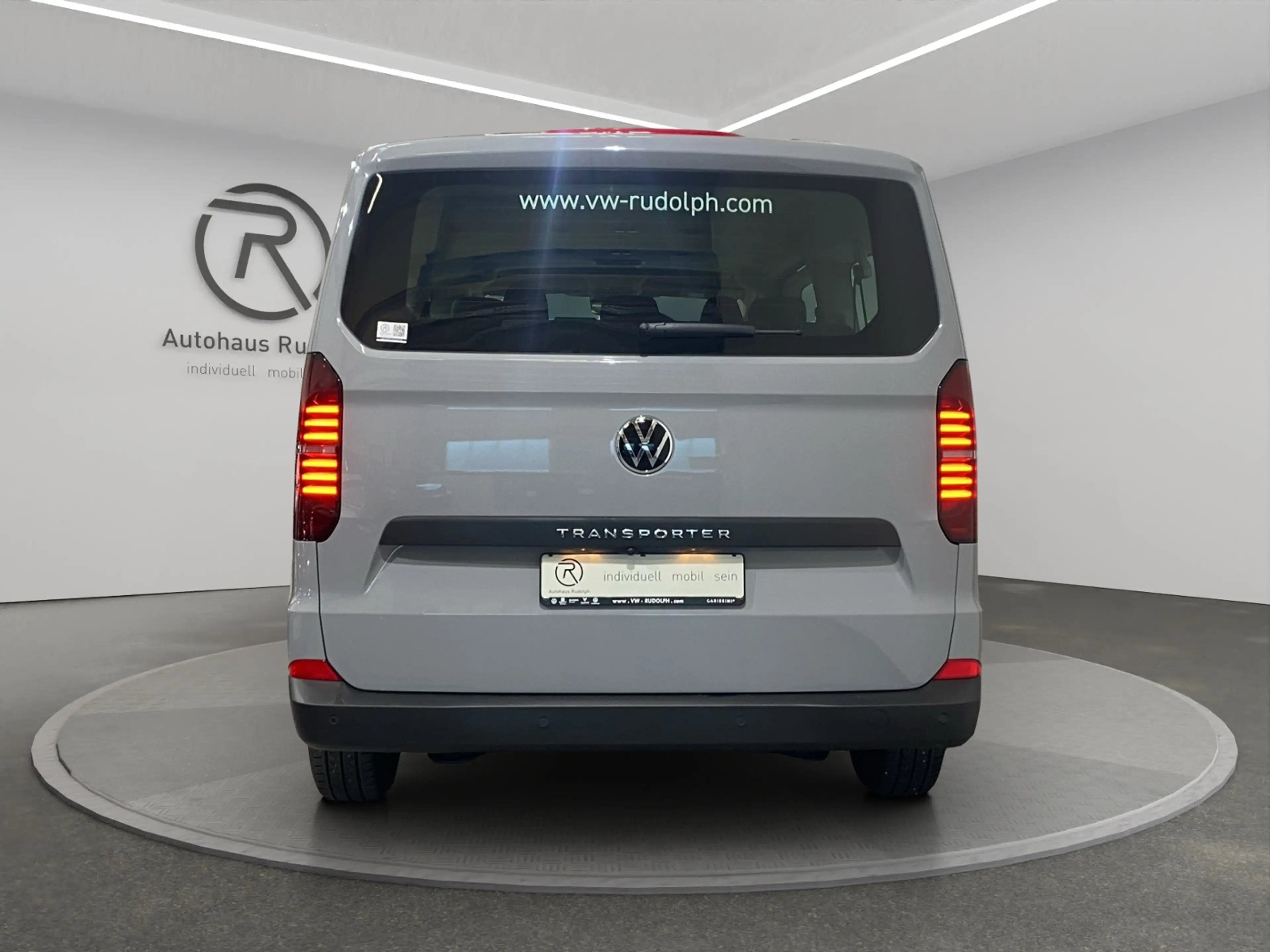 Volkswagen T7 Kombi T7 Transporter Kombi 2.0 TDI 8-Gang-Automatik Rad — photo 15