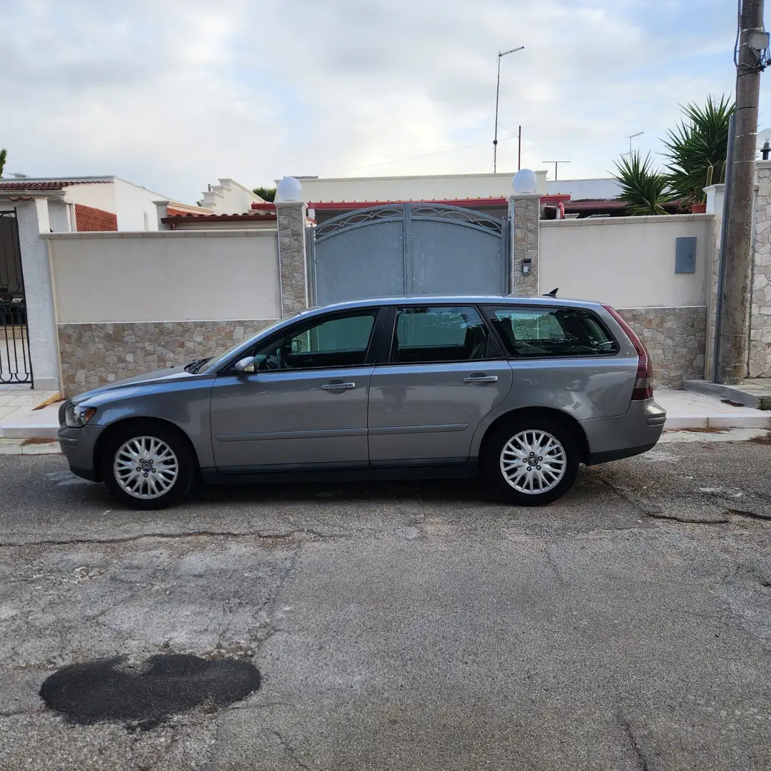 Volvo V50 2.0d Kinetic - 1