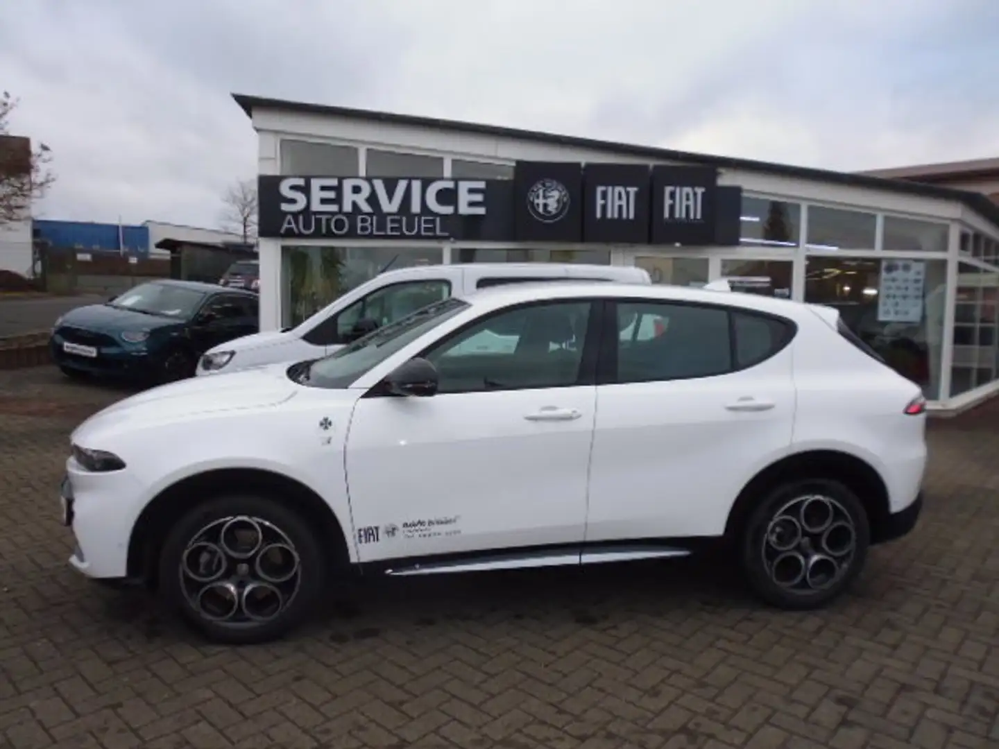 Alfa Romeo Tonale 1.5 VGT Hybrid Ti /ASSISTENZ-PAKET/WINTER PAKET Weiß - 1
