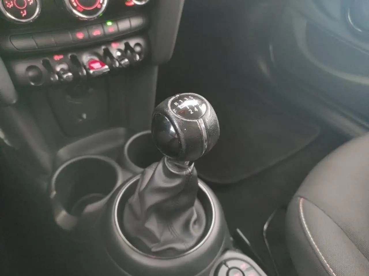 MINI One 5 porte (F55) Mini 1.5 One 75 CV Essential 5 po, миниатюра 10