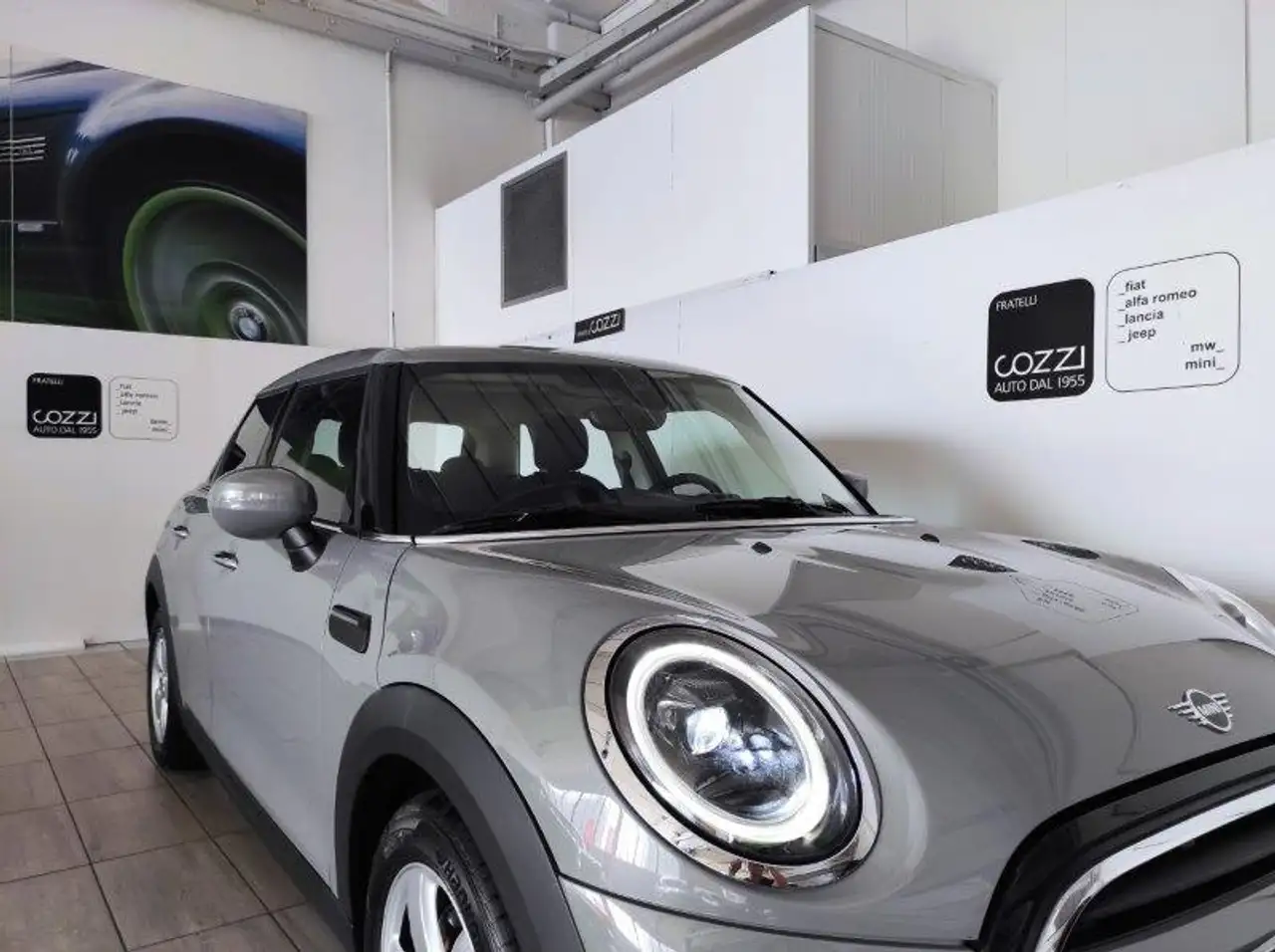 MINI One 5 porte (F55) Mini 1.5 One 75 CV Essential 5 po, миниатюра 3