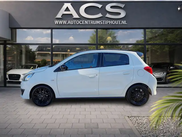 Mitsubishi Space Star view 5