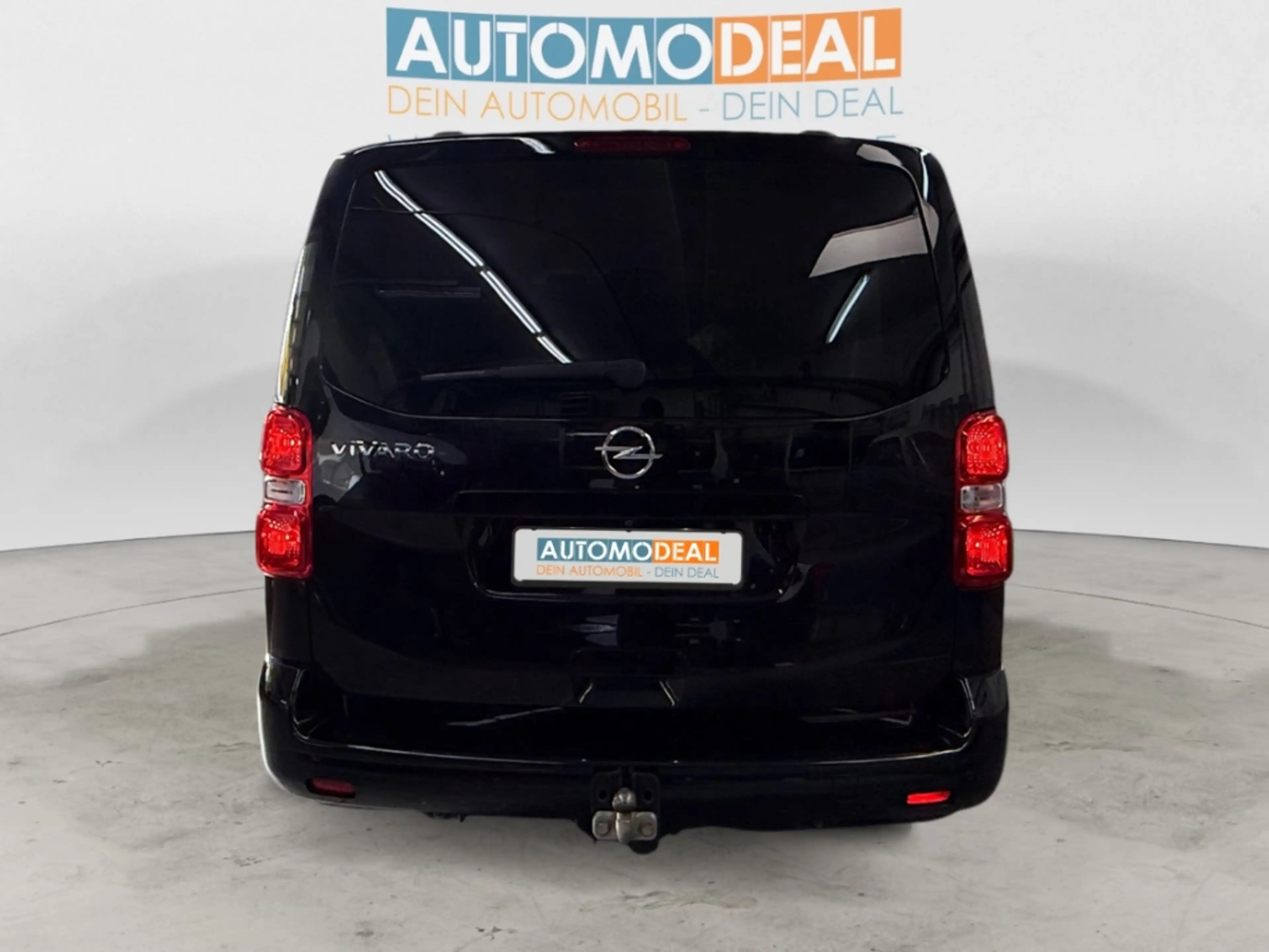 Opel Vivaro Kombi 8 Sitzer AUTOMATIK ALLWETTER AHK KAMERA APPL — photo 6