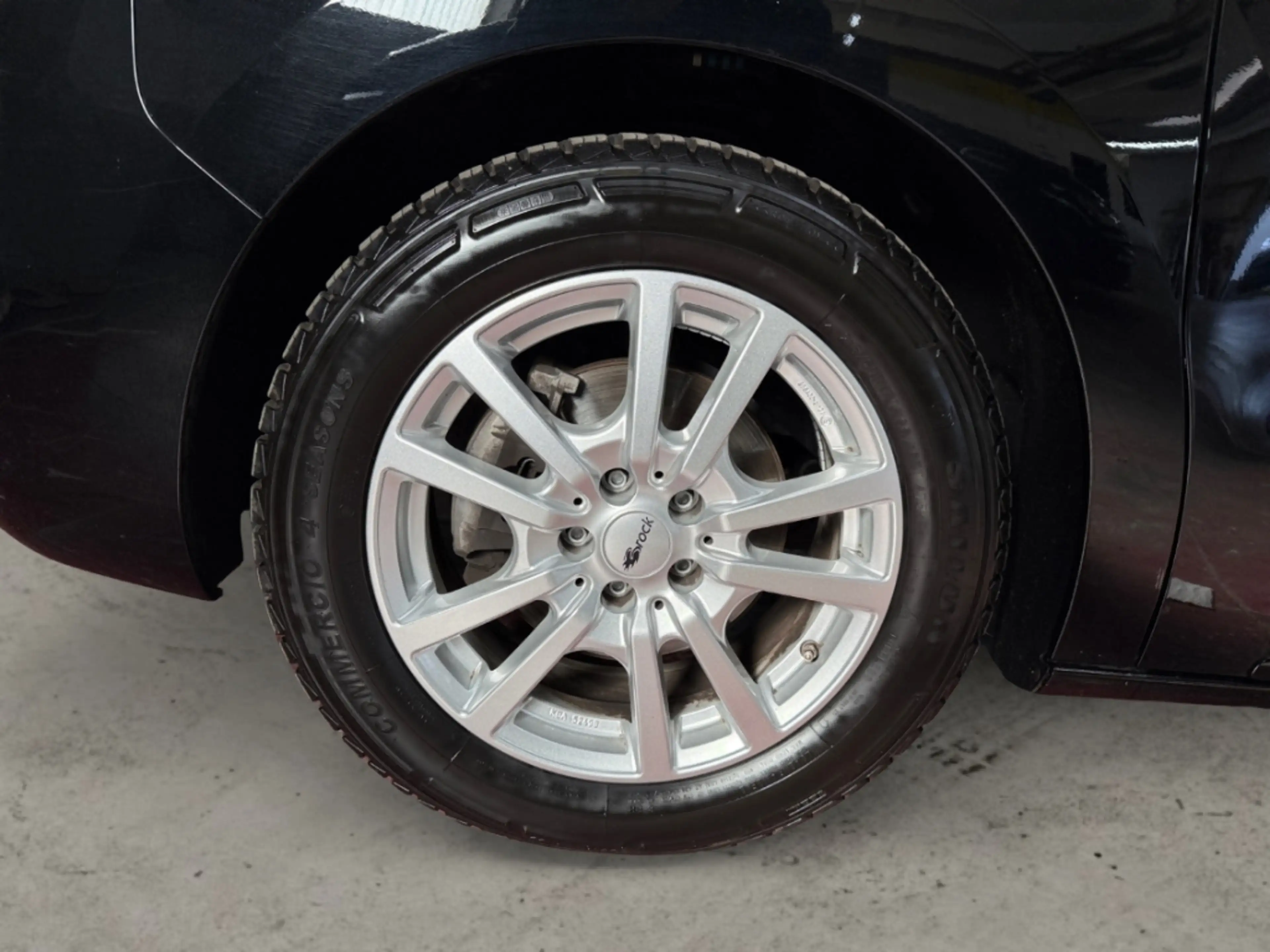 Opel Vivaro Kombi 8 Sitzer AUTOMATIK ALLWETTER AHK KAMERA APPL — photo 15