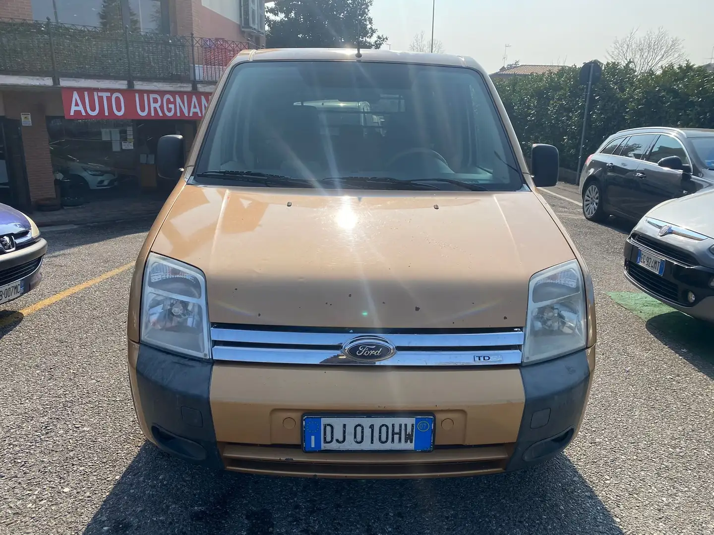 Ford Tourneo Connect Золотий - 2