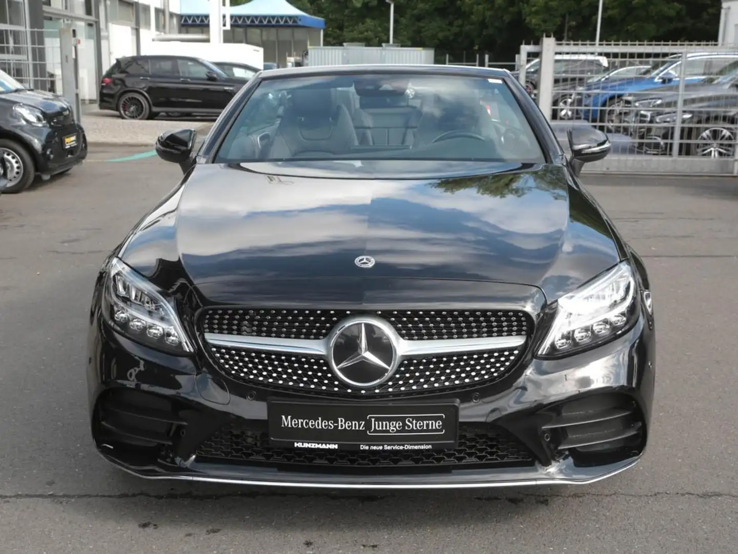 Mercedes-Benz C 220 d Cabrio AMG MBUXNavi Kamera Spiegel-P AHK Schwarz - 2