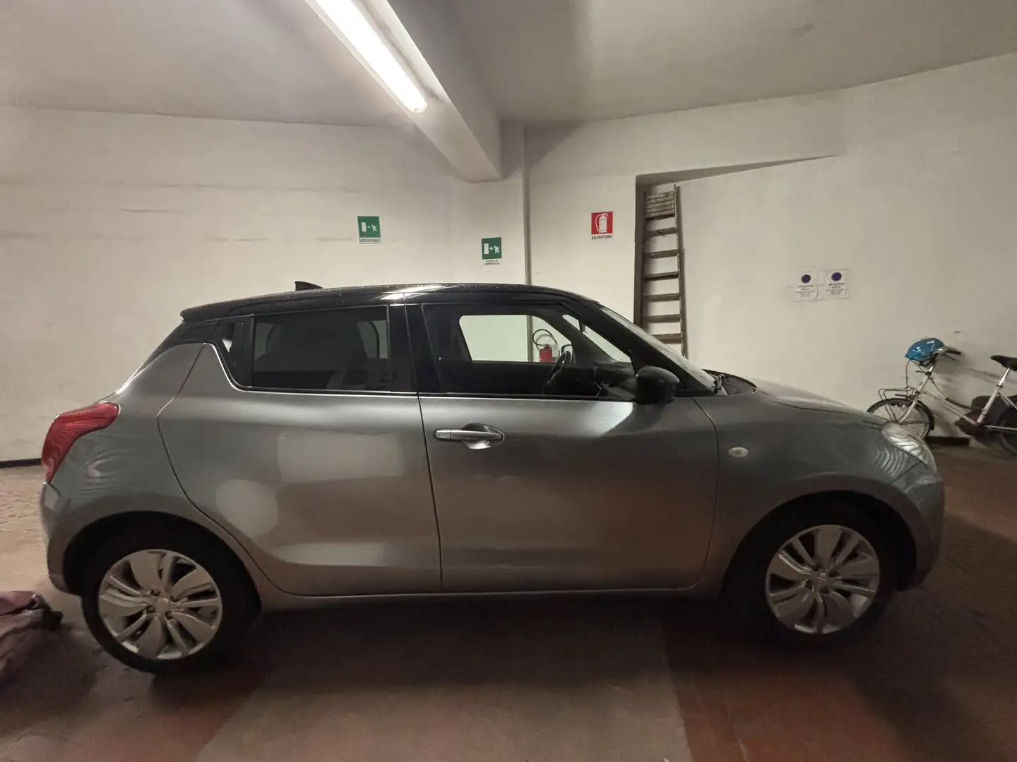 Suzuki Swift 1.2h Cool 2wd - 2