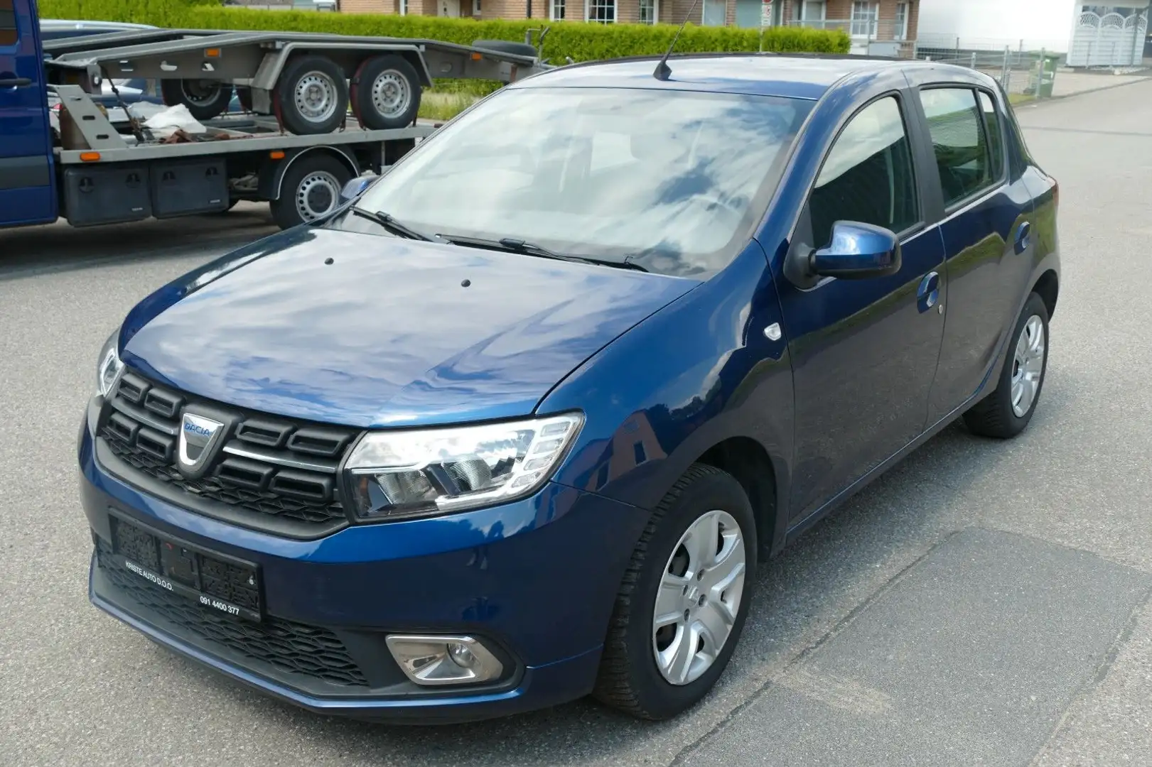 Dacia Sandero II Comfort Blau - 1