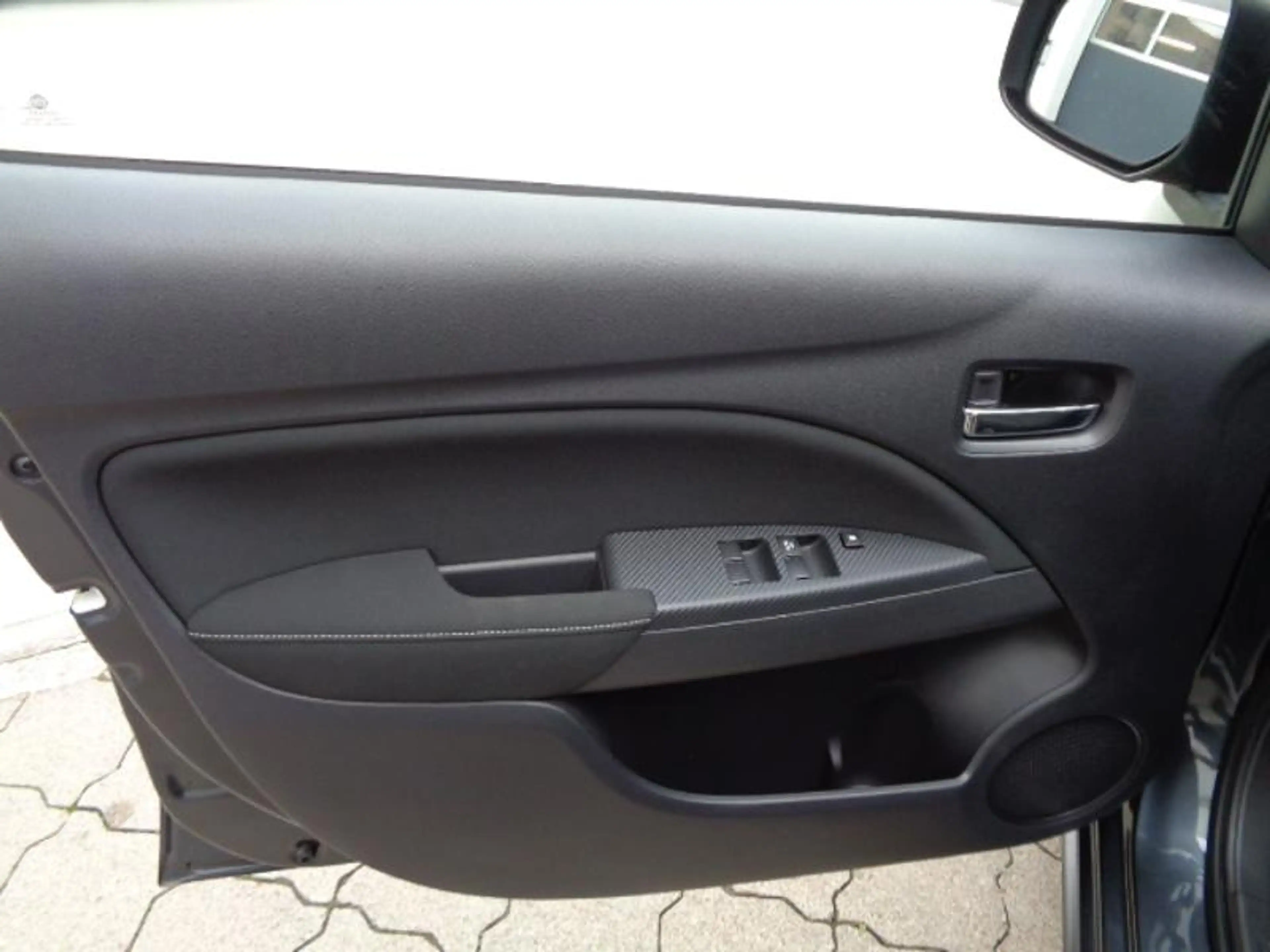 Mitsubishi Space Star Select+ 1.2 MIVEC ClearTec CVT-Autom. — photo 6