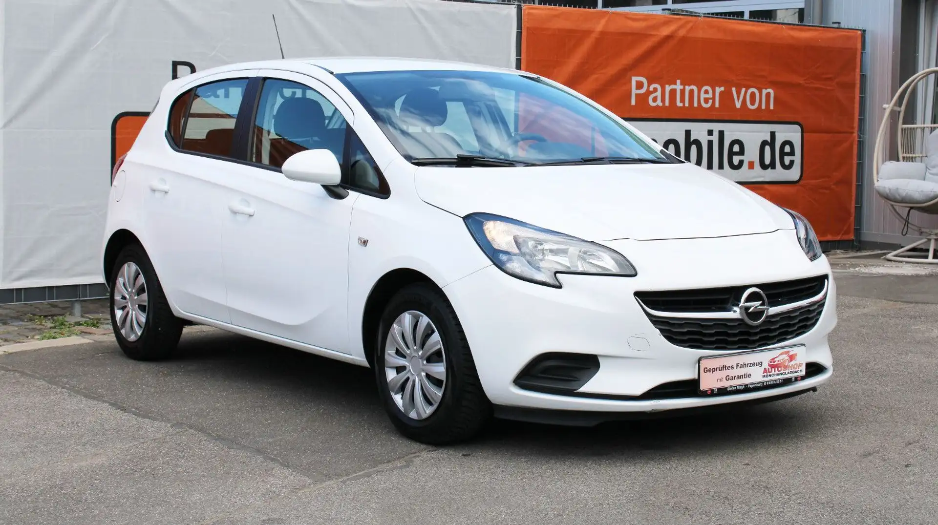 Opel Corsa E 1.4*TÜV&Insp.Neu*Navi*8-Fach Bereift* Weiß - 1