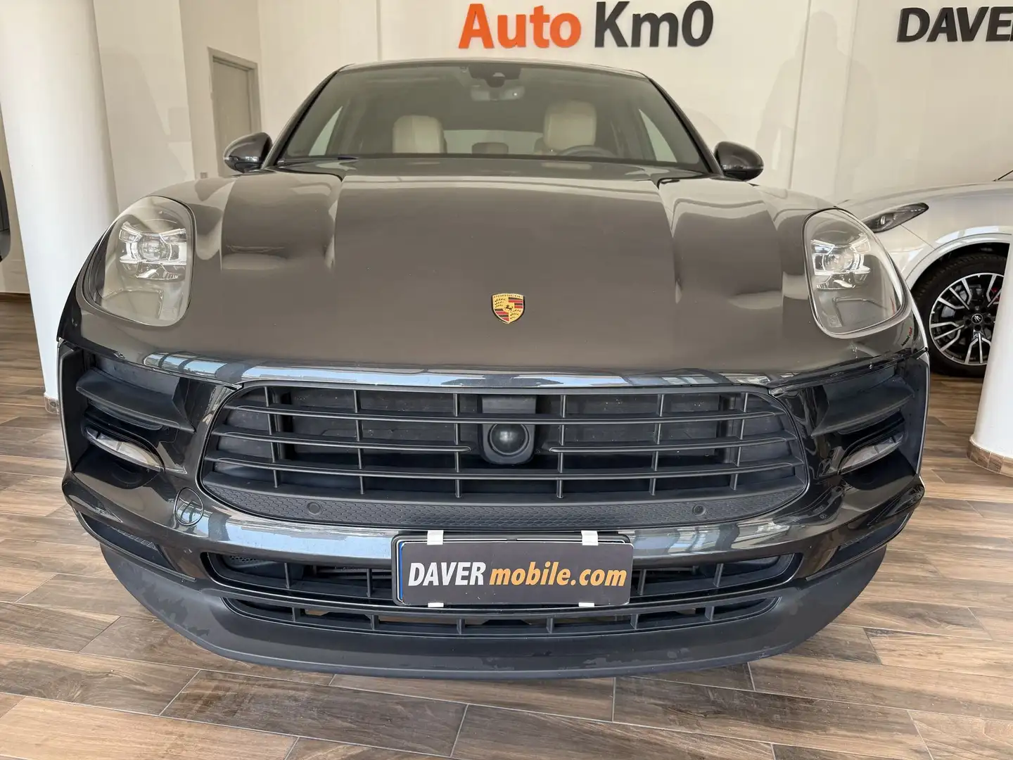 Porsche Macan 2.0 + tetto + pelle Schwarz - 2