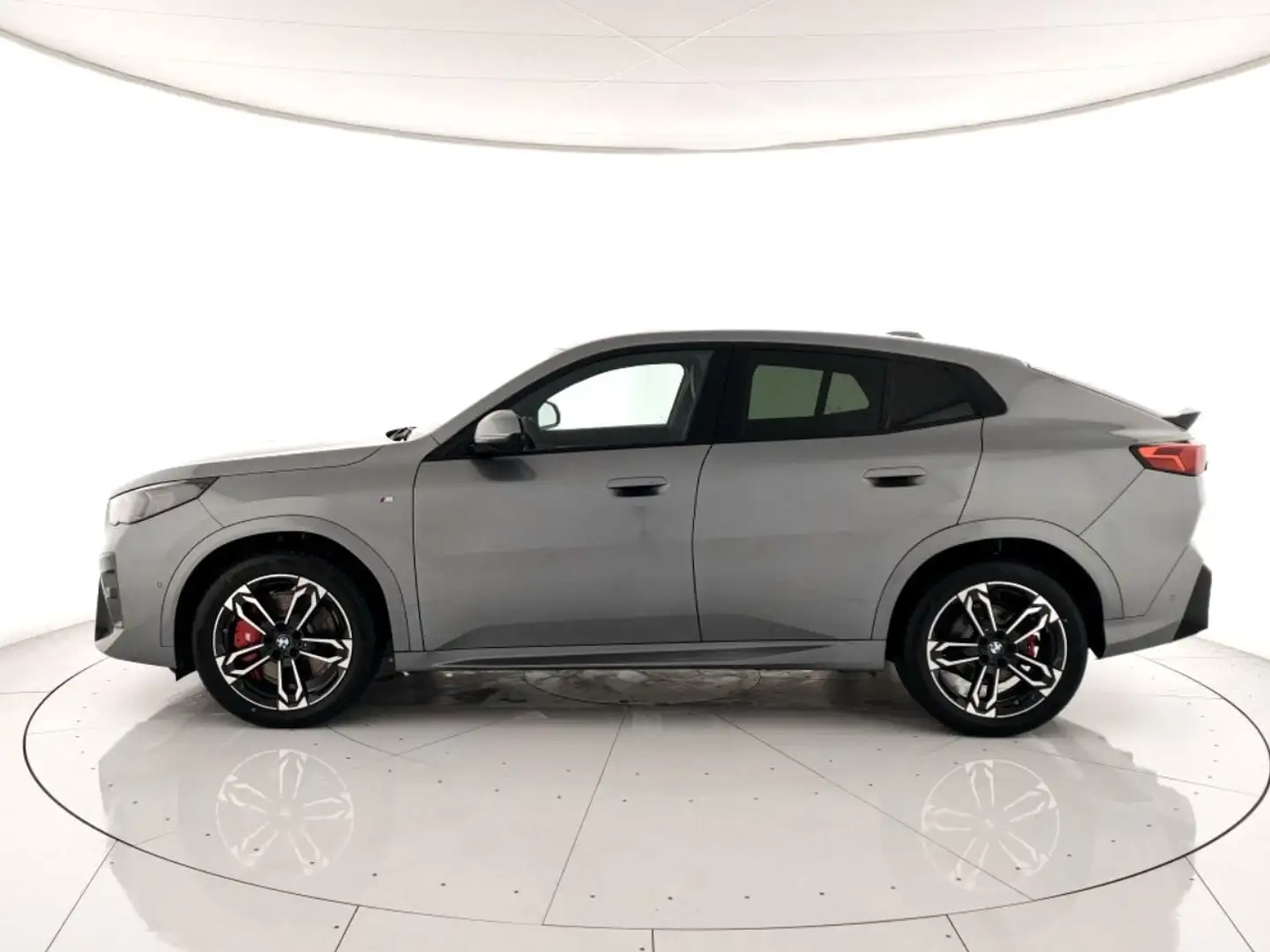 BMW X2 sdrive 18d MSport Pro auto Grigio - 2