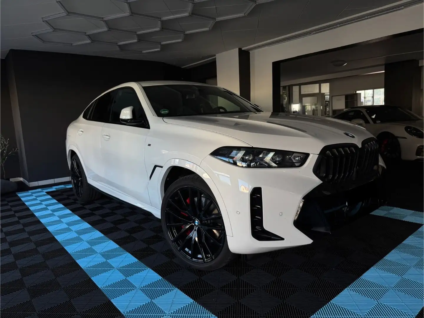 BMW X6 xdrive30d MSport auto 360 LCI ACC H&K PELLE LED Blanc - 1