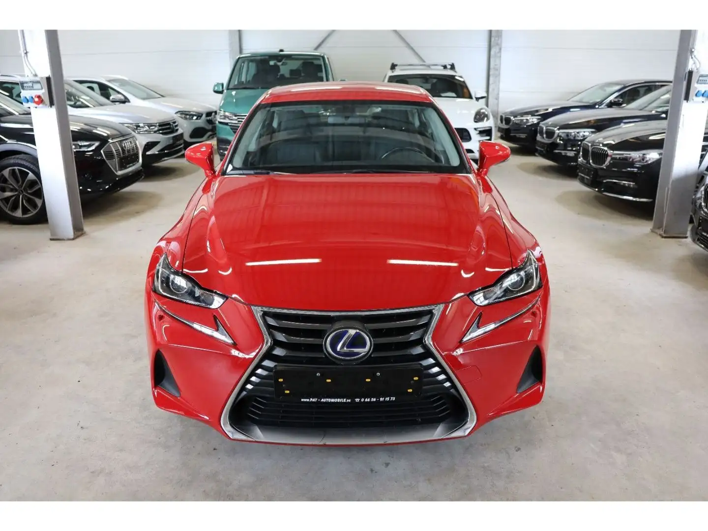 Lexus IS 300 h Aut Business Edition GRA LED Navi Kamera Rosso - 2