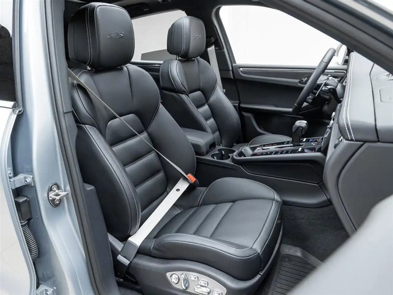 Porsche Macan снимка Porsche Macan