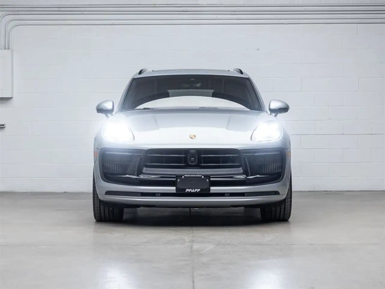 Porsche Macan снимка Porsche Macan