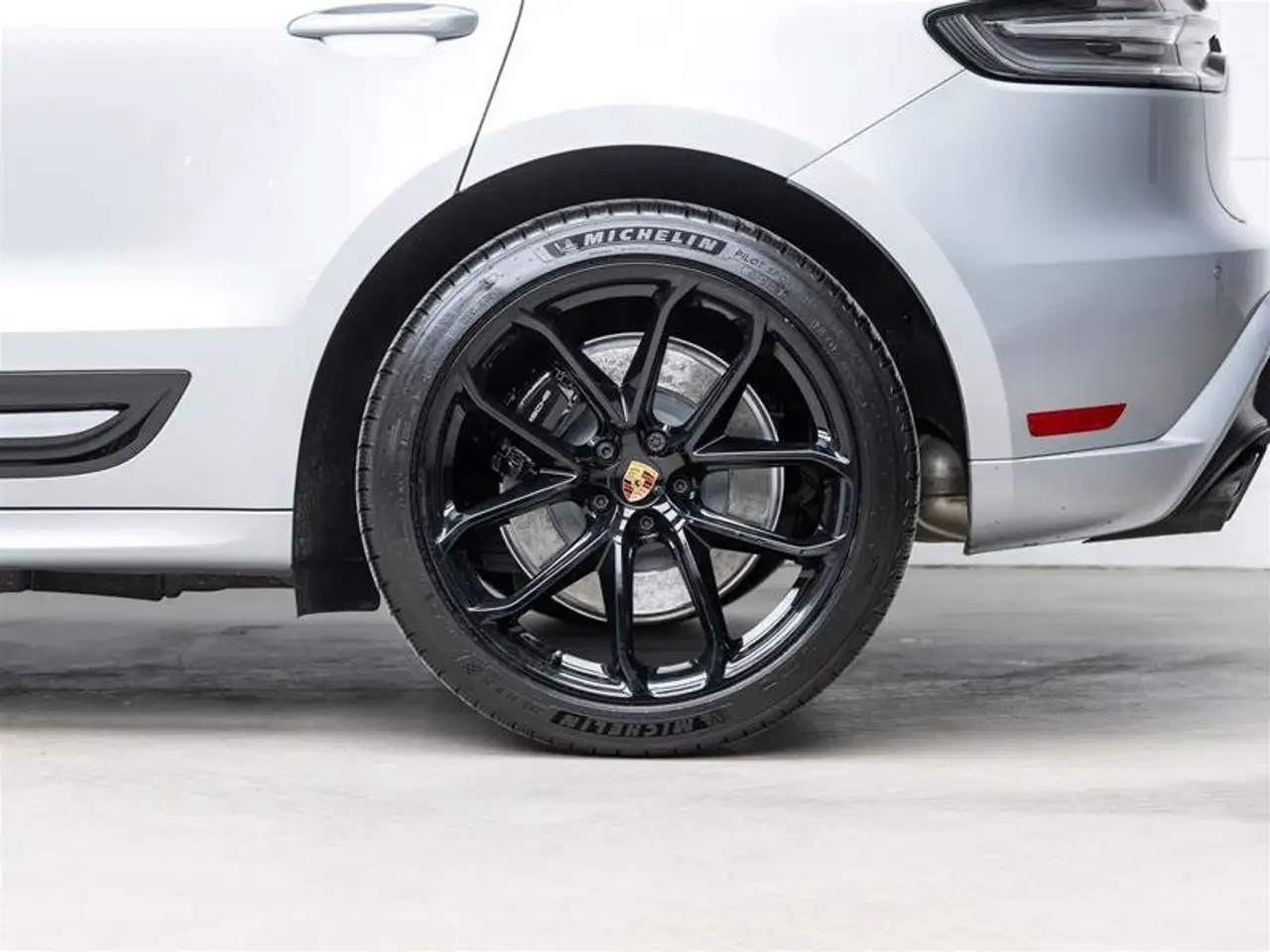 Porsche Macan снимка Porsche Macan