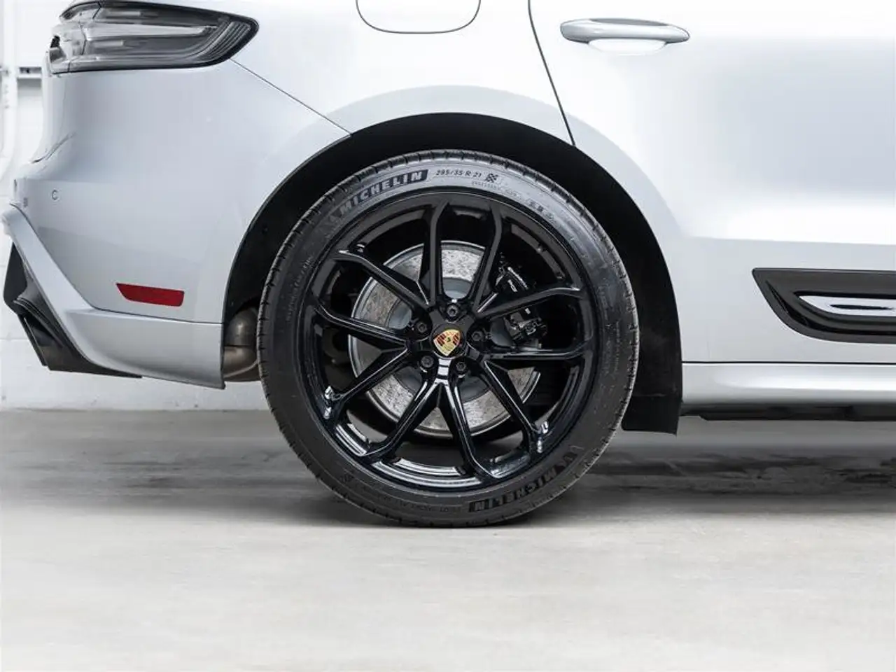 Porsche Macan снимка Porsche Macan