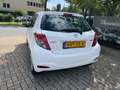 Toyota Yaris 1.0 VVT-i Access 5 deurs, airco, elec pakket camer Wit - thumbnail 12