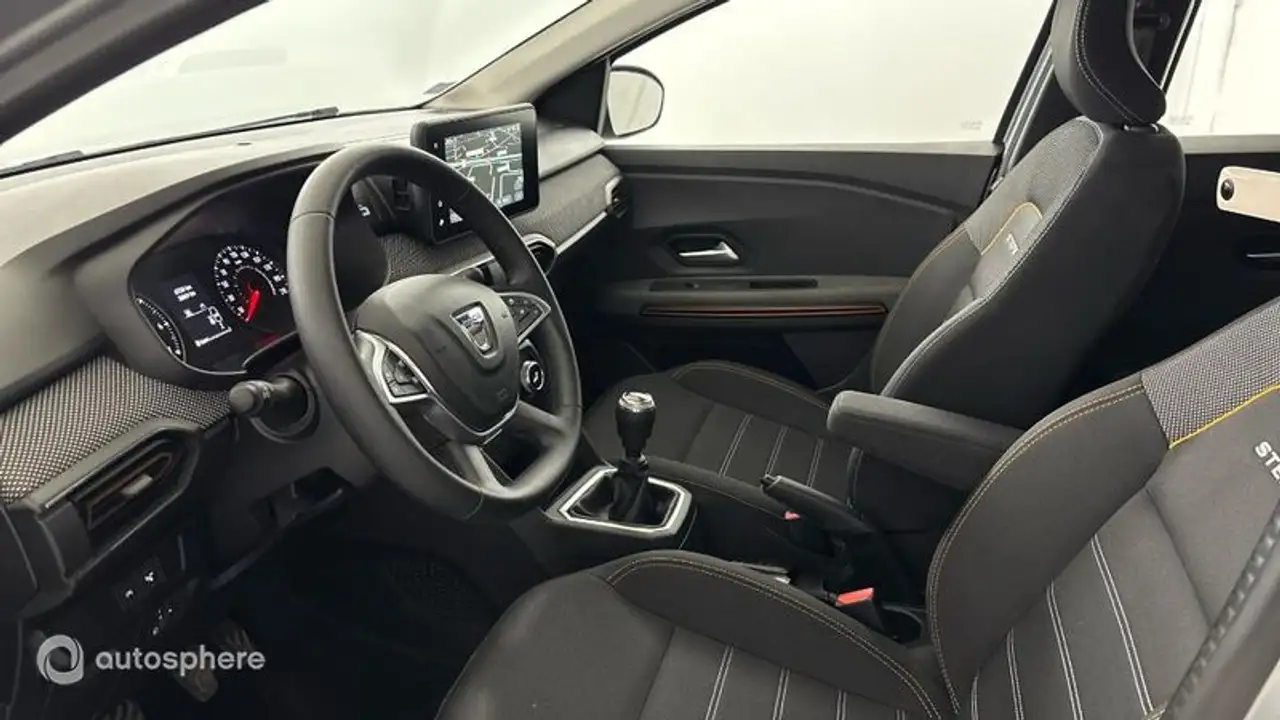 Dacia Sandero Sandero — photo 12