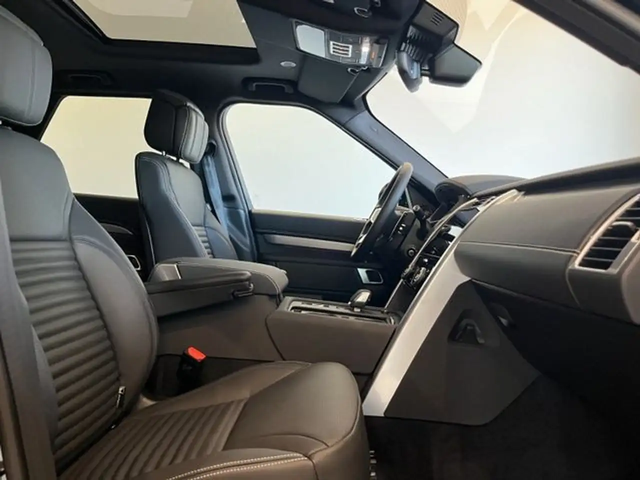 Land Rover Discovery 5 Dynamic HSE D250 AWD Panoramadach 3