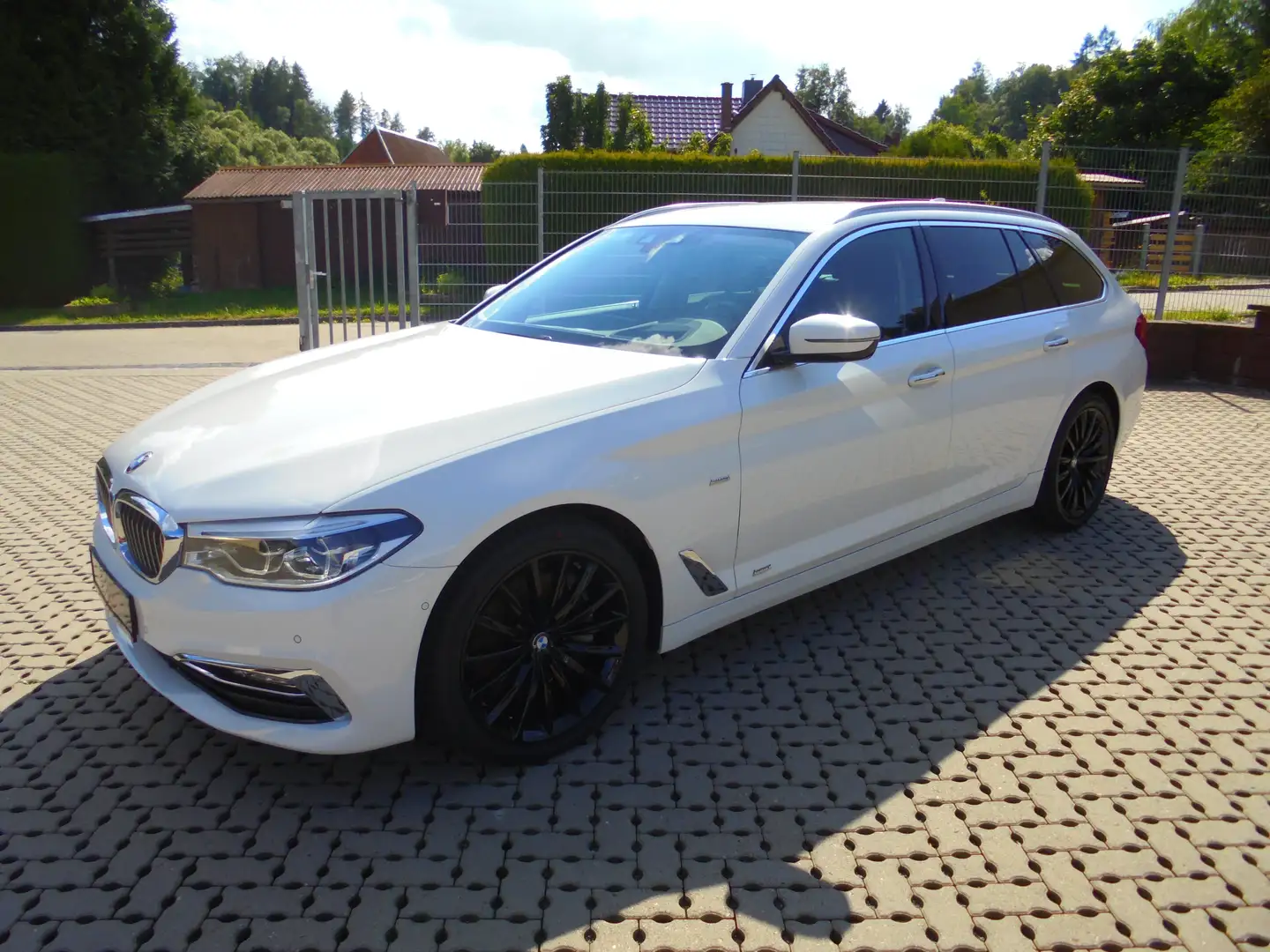 BMW 540 540 i xDrive Luxury Line Weiß - 2