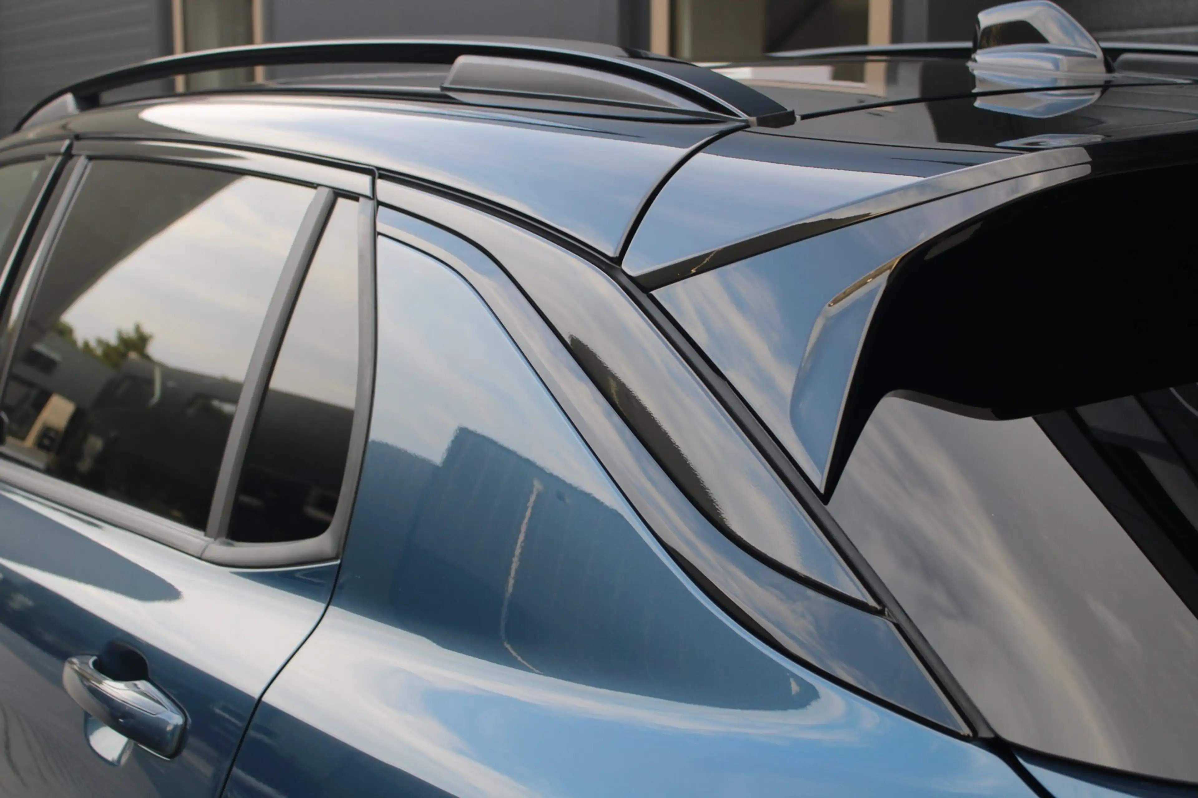 Lynk & Co 01 1.5 PHEV | Trekhaak | Black Pack | Pano | Stuurver — photo 37