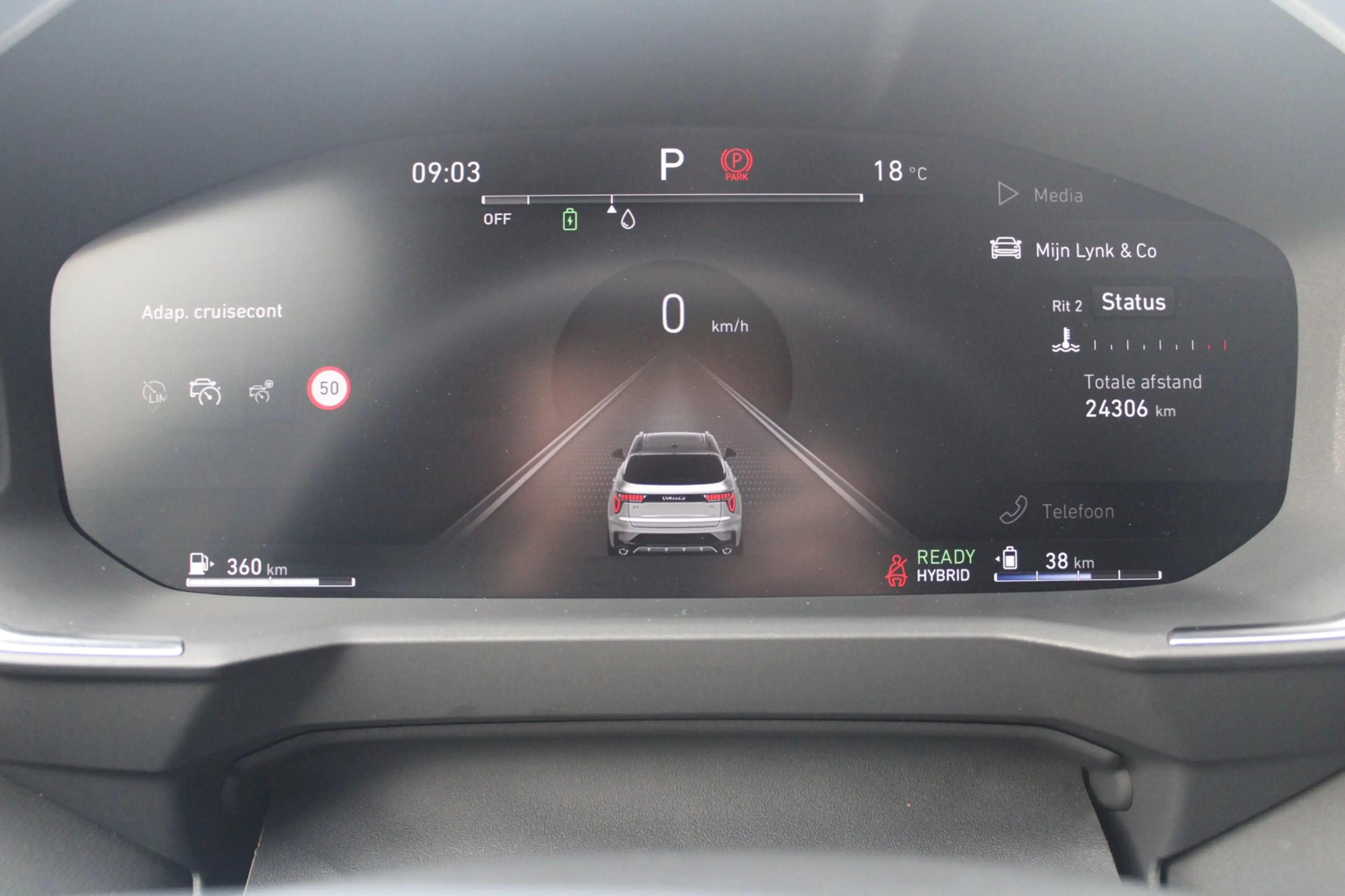 Lynk & Co 01 1.5 PHEV | Trekhaak | Black Pack | Pano | Stuurver — photo 11