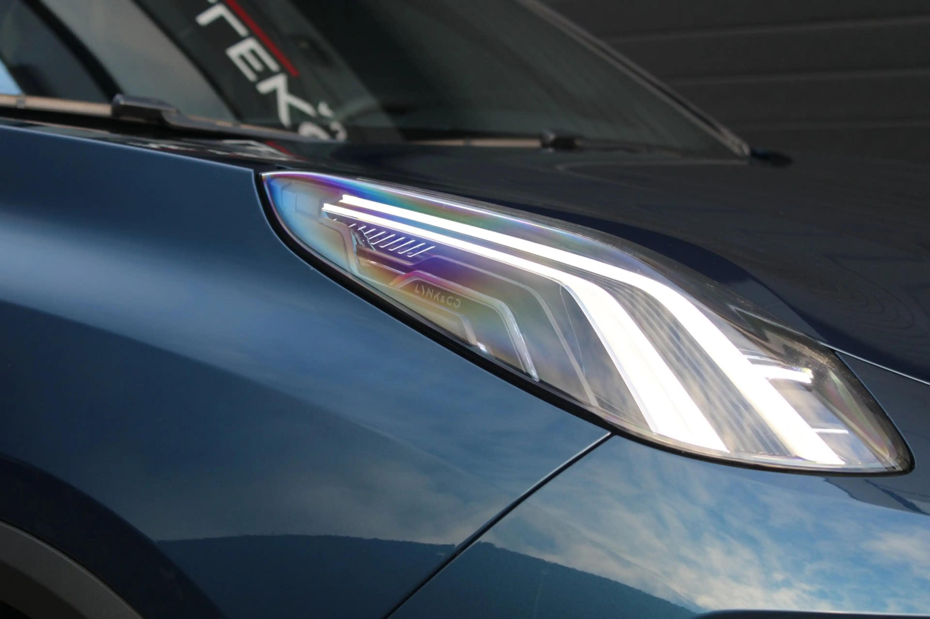 Lynk & Co 01 1.5 PHEV | Trekhaak | Black Pack | Pano | Stuurver — photo 34