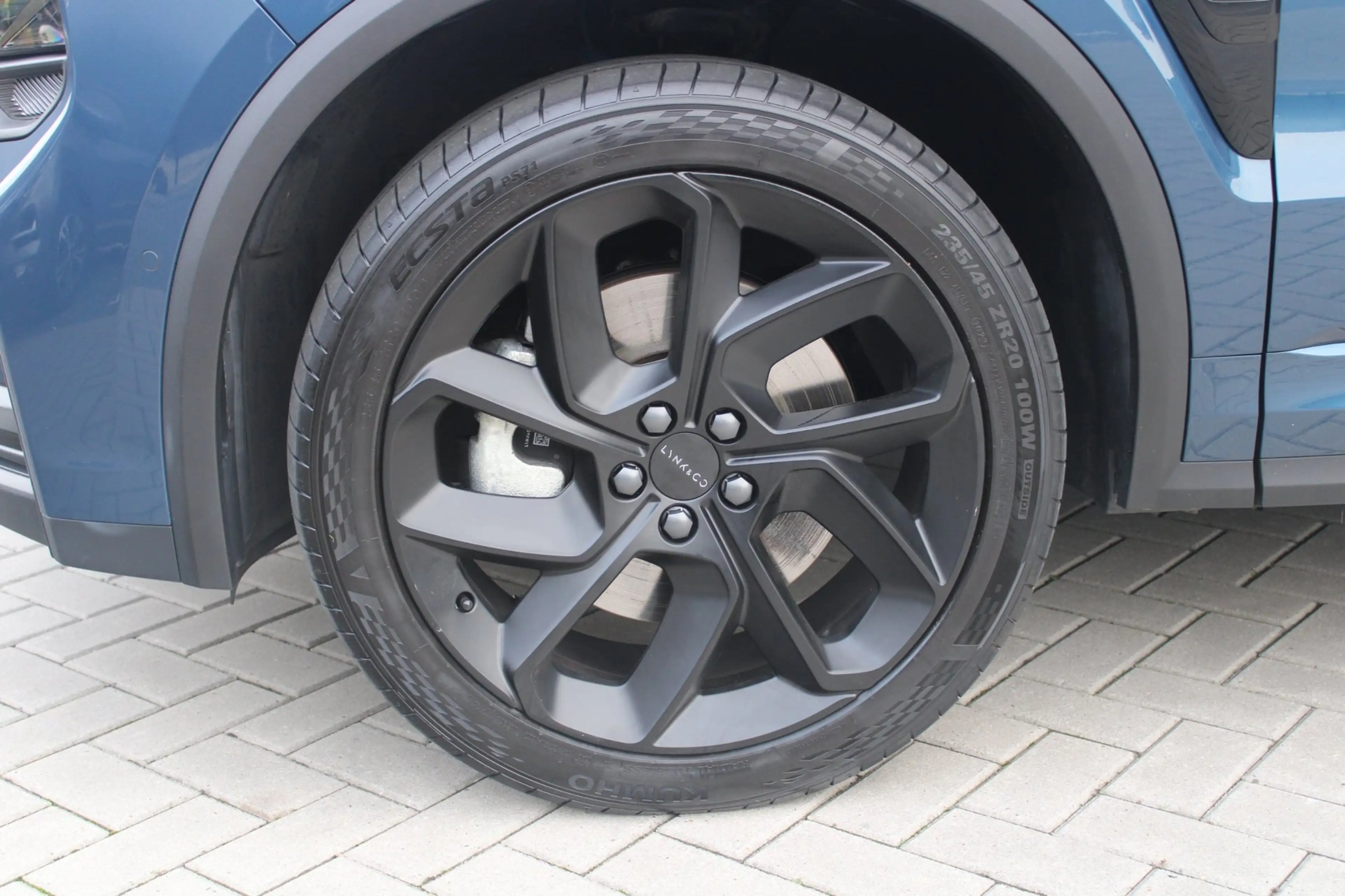 Lynk & Co 01 1.5 PHEV | Trekhaak | Black Pack | Pano | Stuurver — photo 39