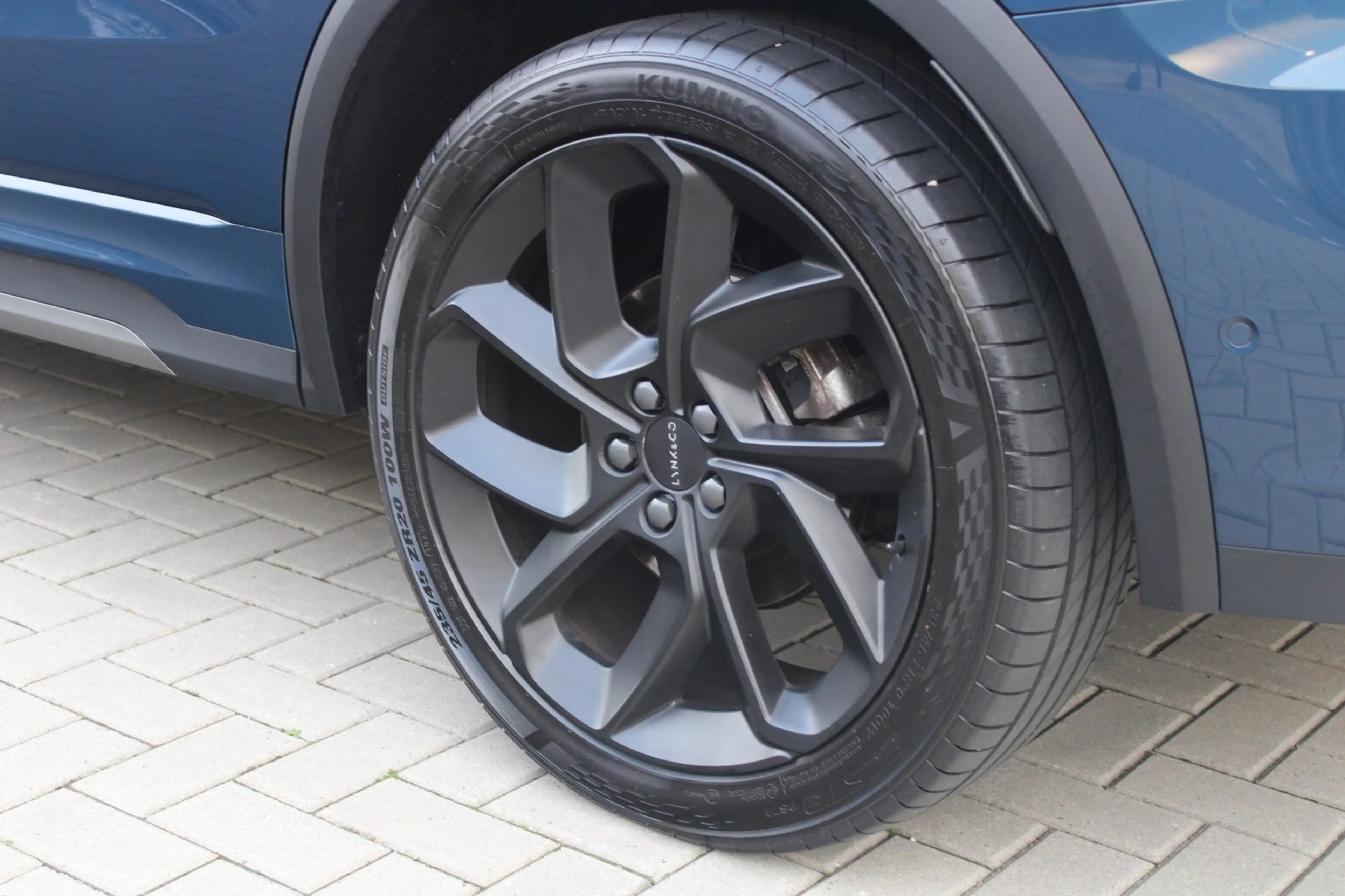 Lynk & Co 01 1.5 PHEV | Trekhaak | Black Pack | Pano | Stuurver — photo 36