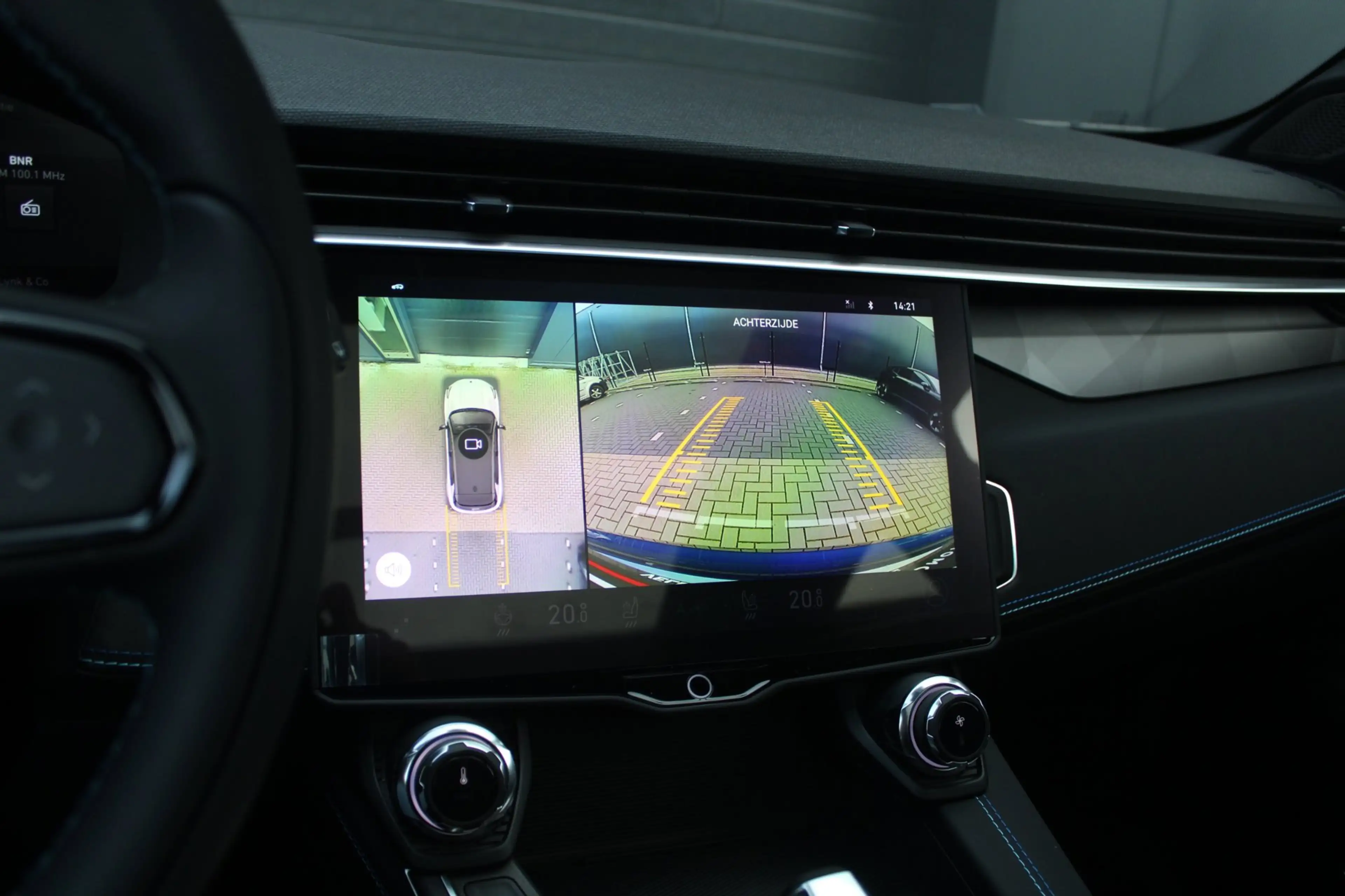 Lynk & Co 01 1.5 PHEV | Trekhaak | Black Pack | Pano | Stuurver — photo 13