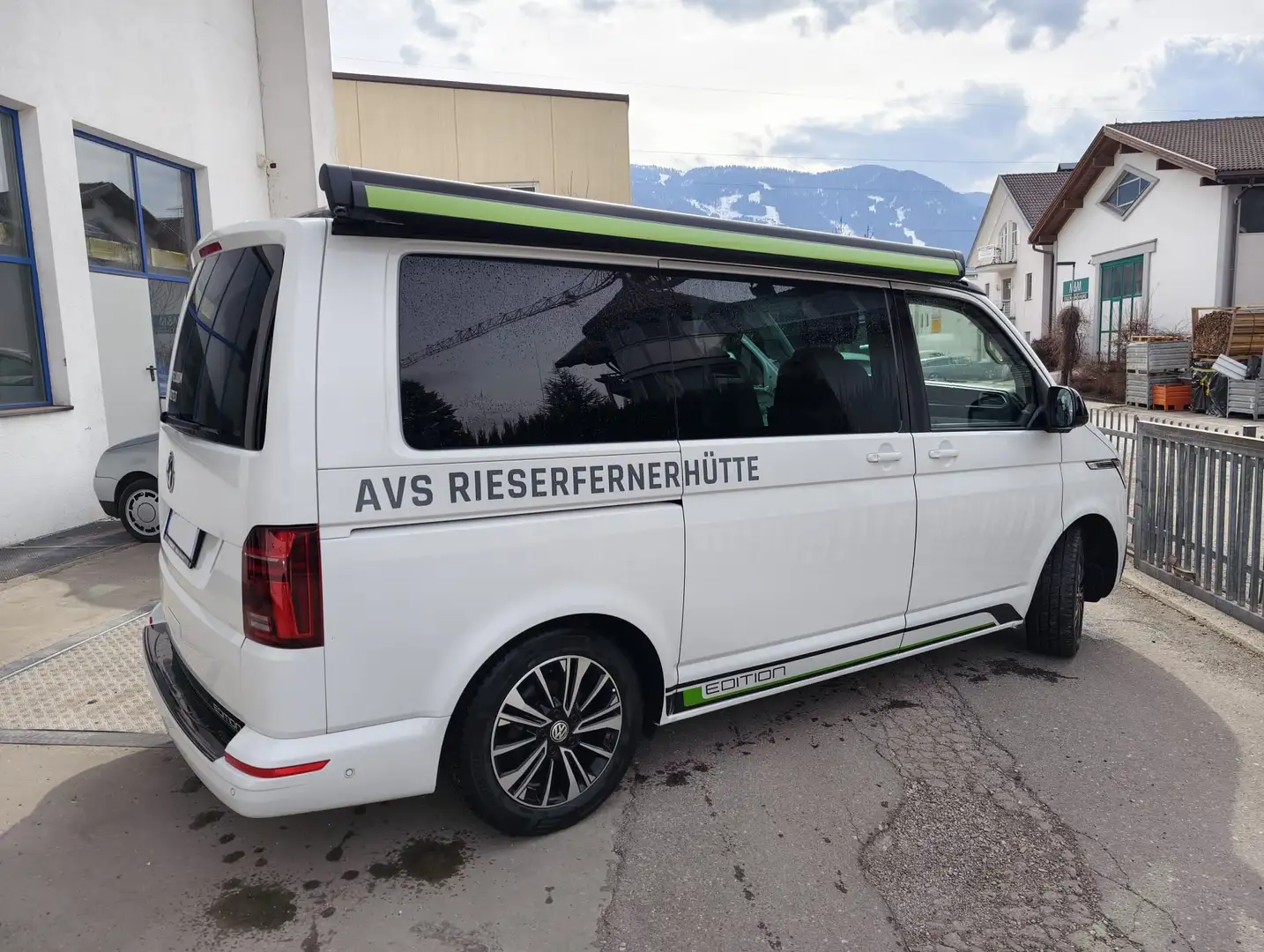 Volkswagen T6 California Beach 2.0 TDI DSG Weiß - 2