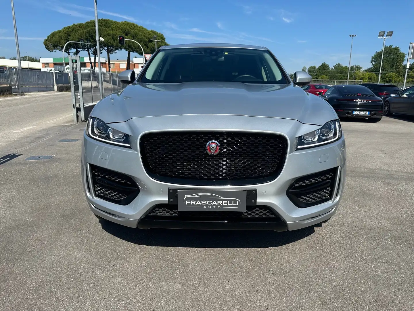 Jaguar F-Pace F-Pace 2.0d R-Sport awd 180cv auto/tetto/km doc Argento - 2
