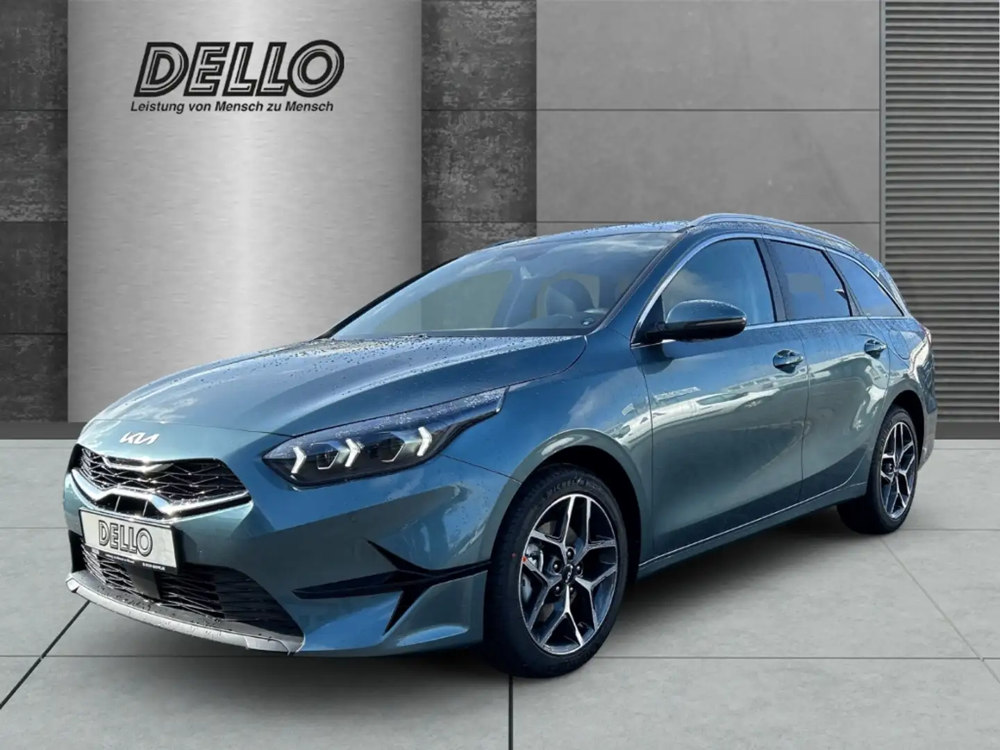 Kia Ceed SW / cee'd SW 1.5T 48V DCT Ultimate Edition Style-Paket Navi LED Gris - 1