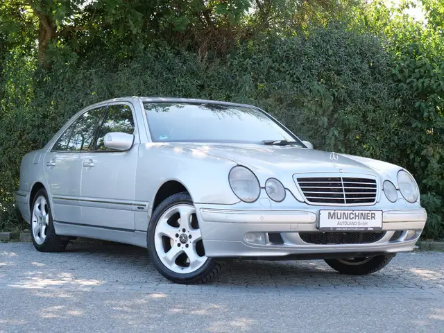 Mercedes-Benz E 430 i 4MATIC V8 Lim*Klimatronic*